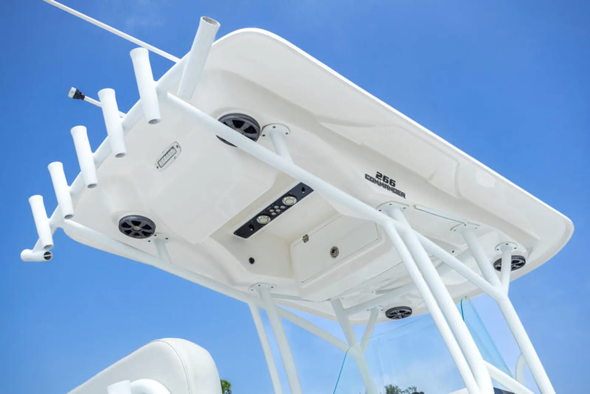 2017 Sea Fox 266 Commander 