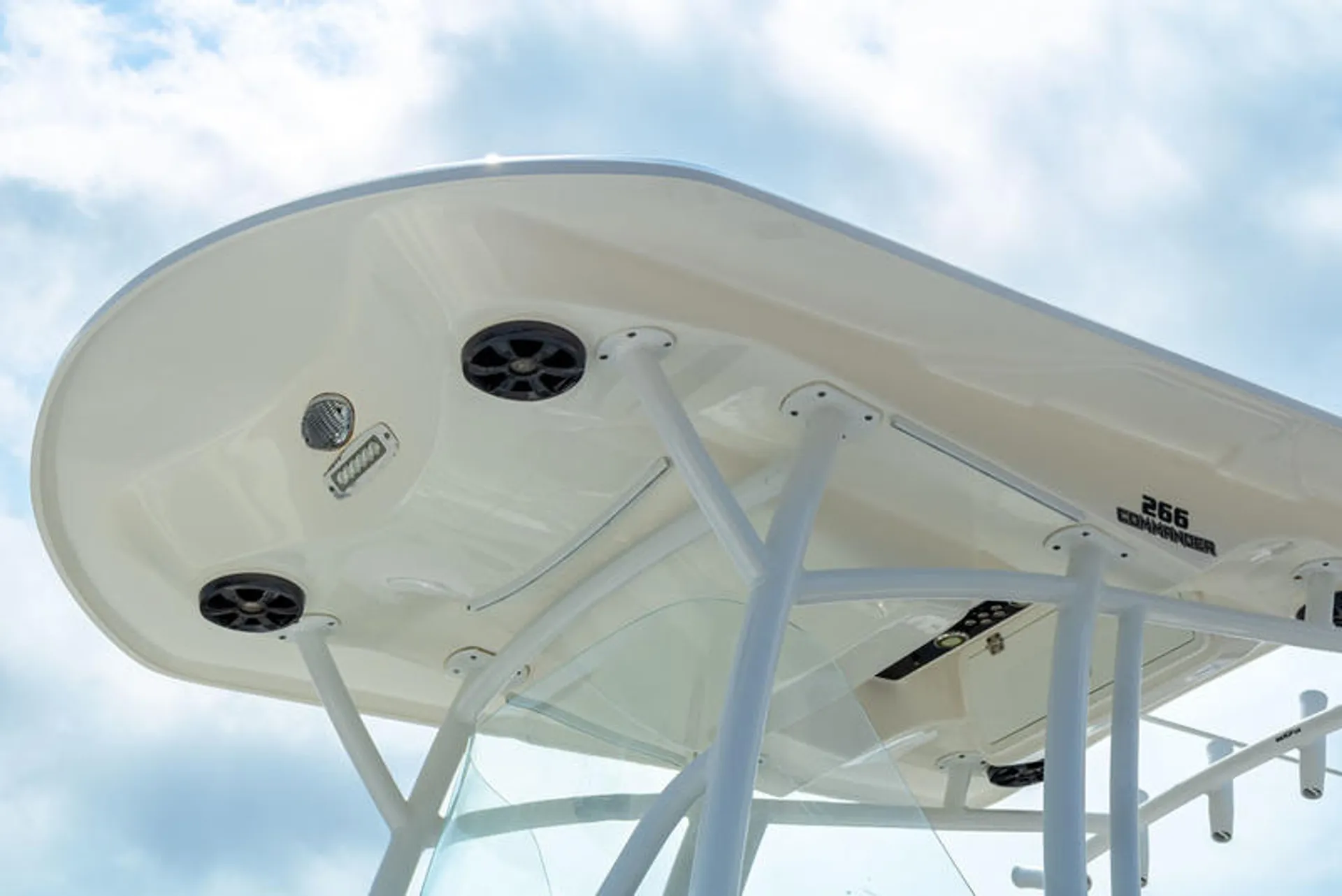 2017 Sea Fox 266 Commander 