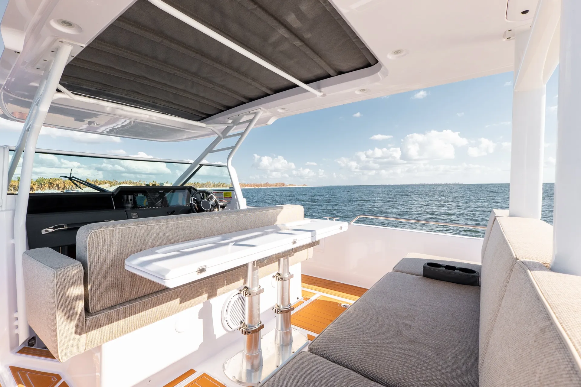 38’ Axopar — Mediterranean Edition