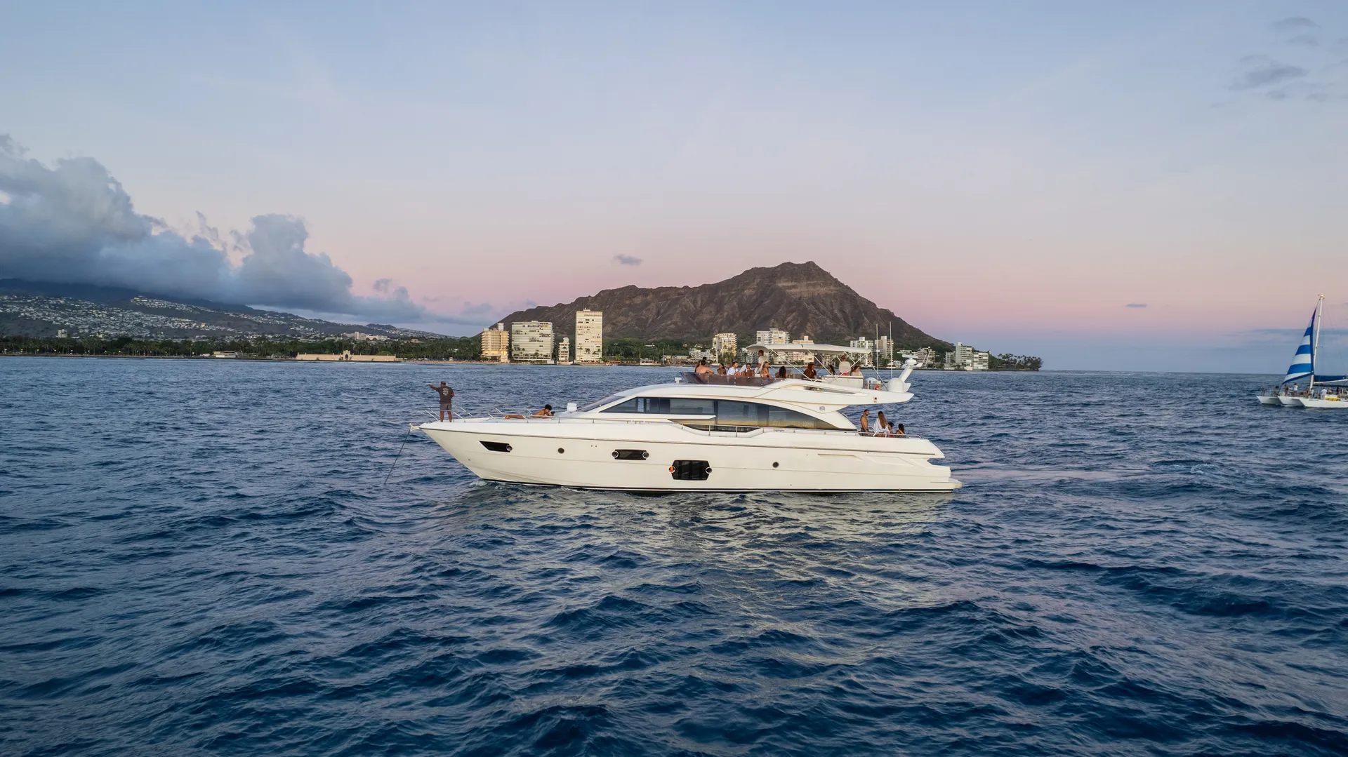 69ft Ferretti, Most Luxurious Yacht in Hawaii -Unparalleled Experience