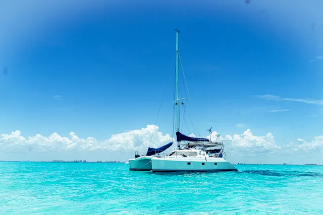 Rent a Manta Ray Catamarans catamaran in Key West, FL near me