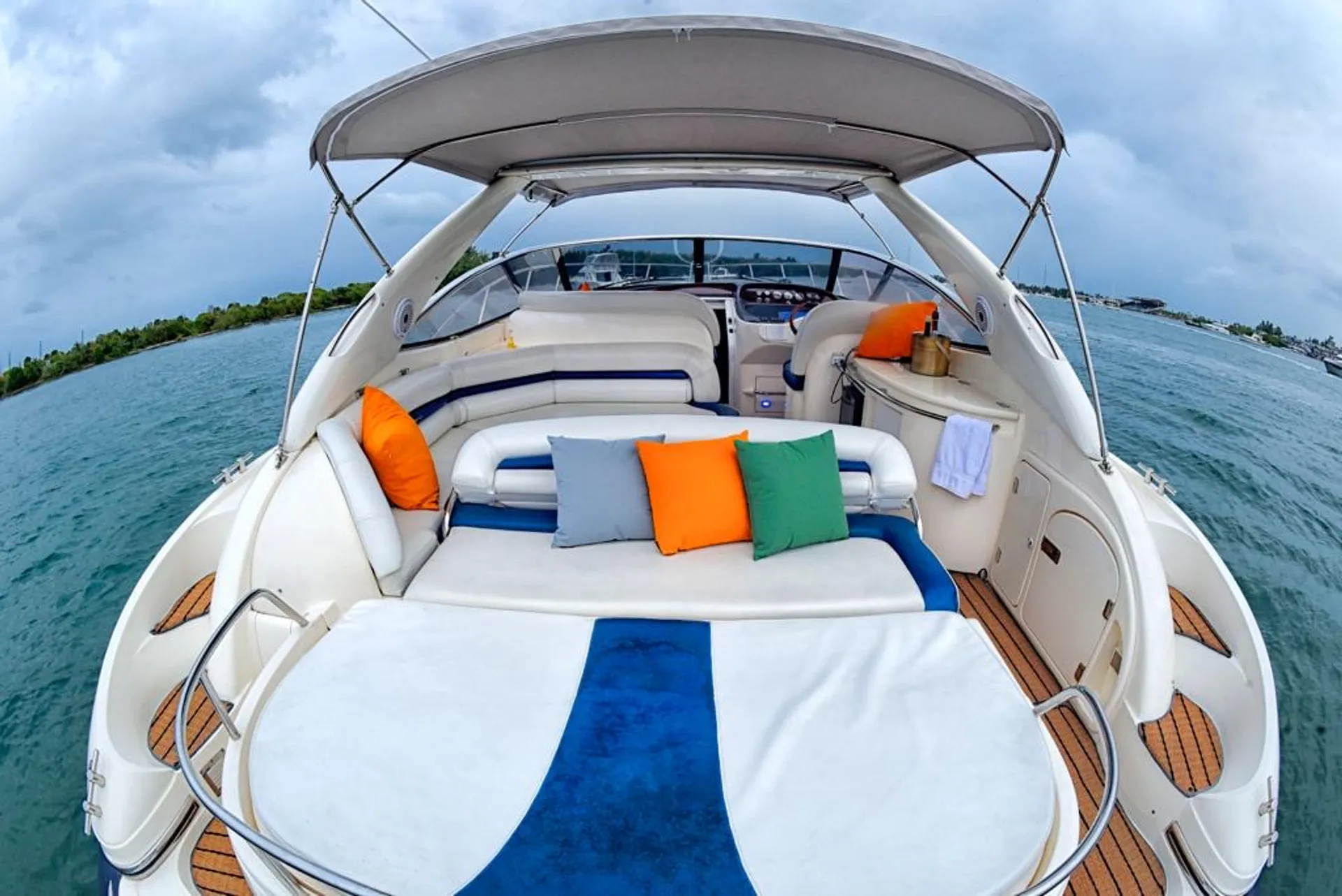 GET 1HR FREE 46' SUNSEEKER PARTY YACHT IN MIAMI FL *NO HIDDEN FEES!*