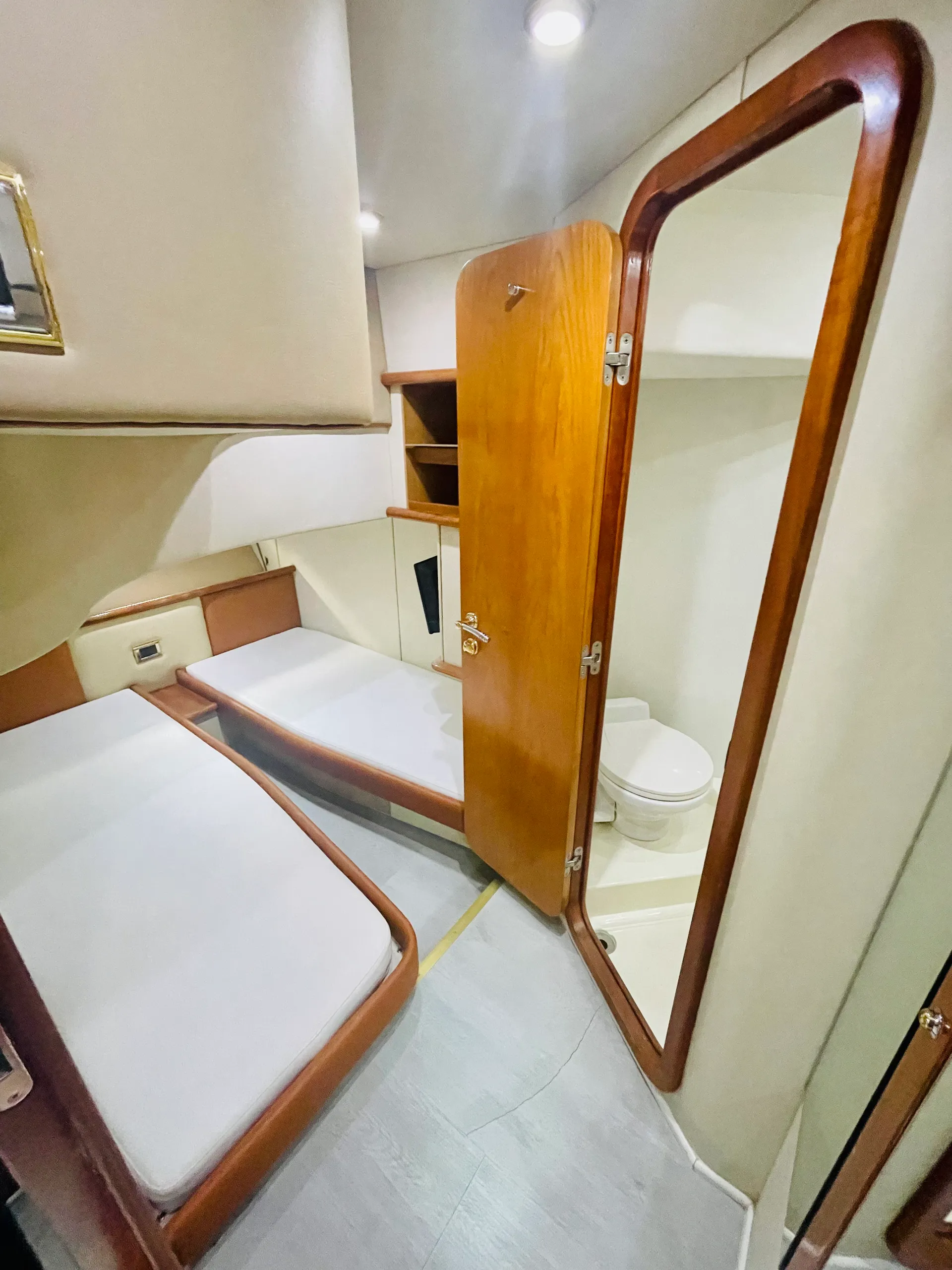 GET 1HR FREE 46' SUNSEEKER PARTY YACHT IN MIAMI FL *NO HIDDEN FEES!*