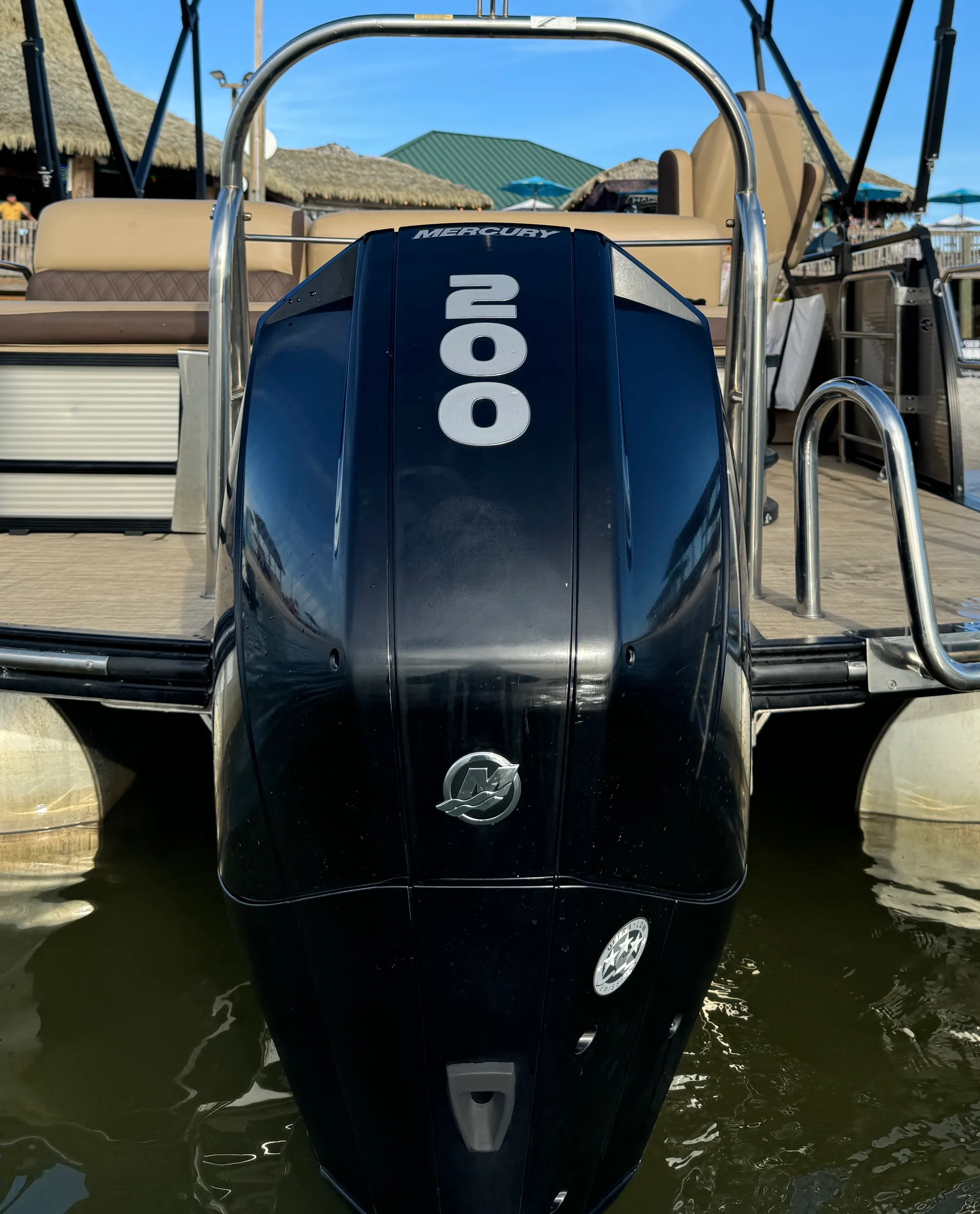200hp Luxurious 2020 Harris Solstice 220 Tritoon Pontoon