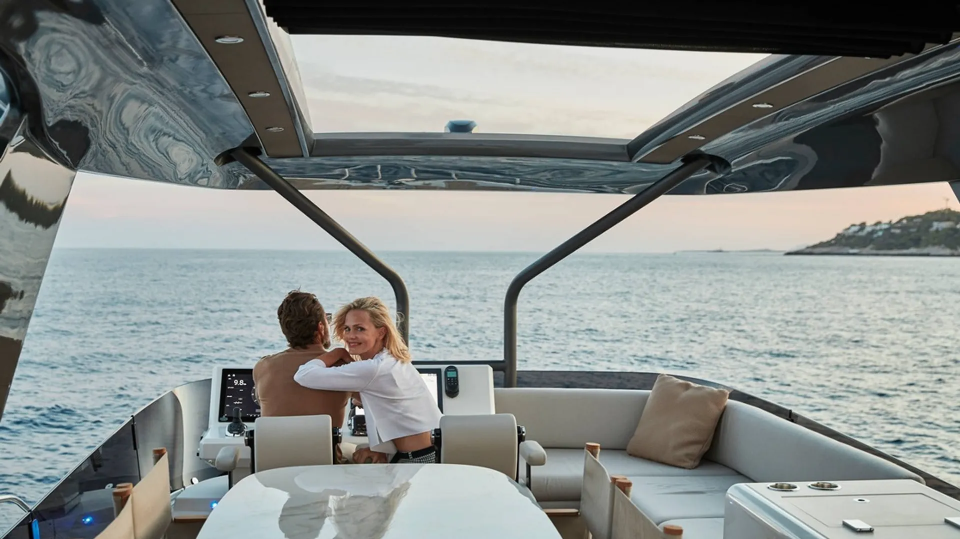 Cruisers Yachts 60' Cantius in Anna Maria, FL — photo 7