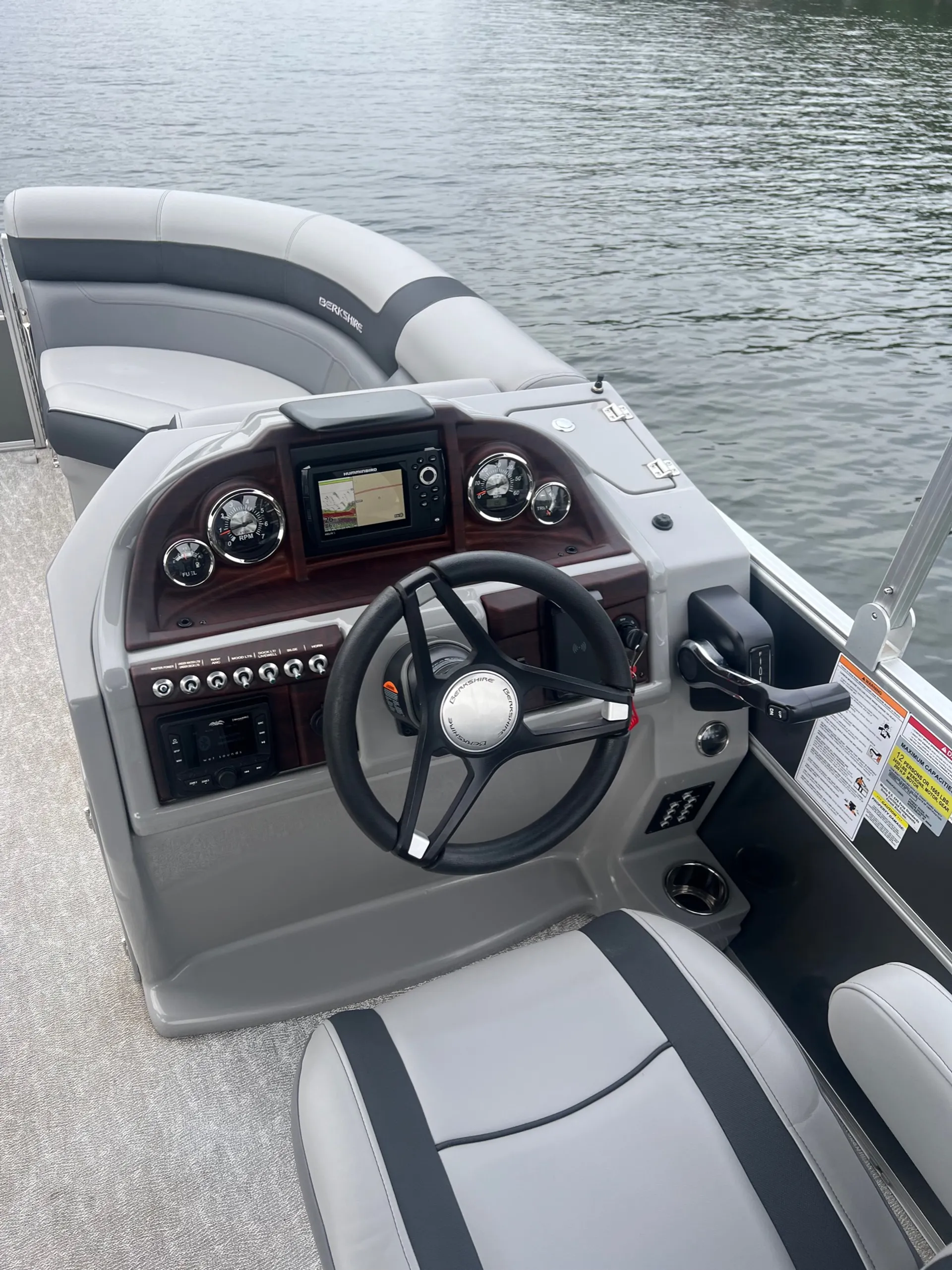 BERKSHIRE PONTOONS 22RFC CTS 3.0 TRI-TUBE in Norwood, NC — photo 5