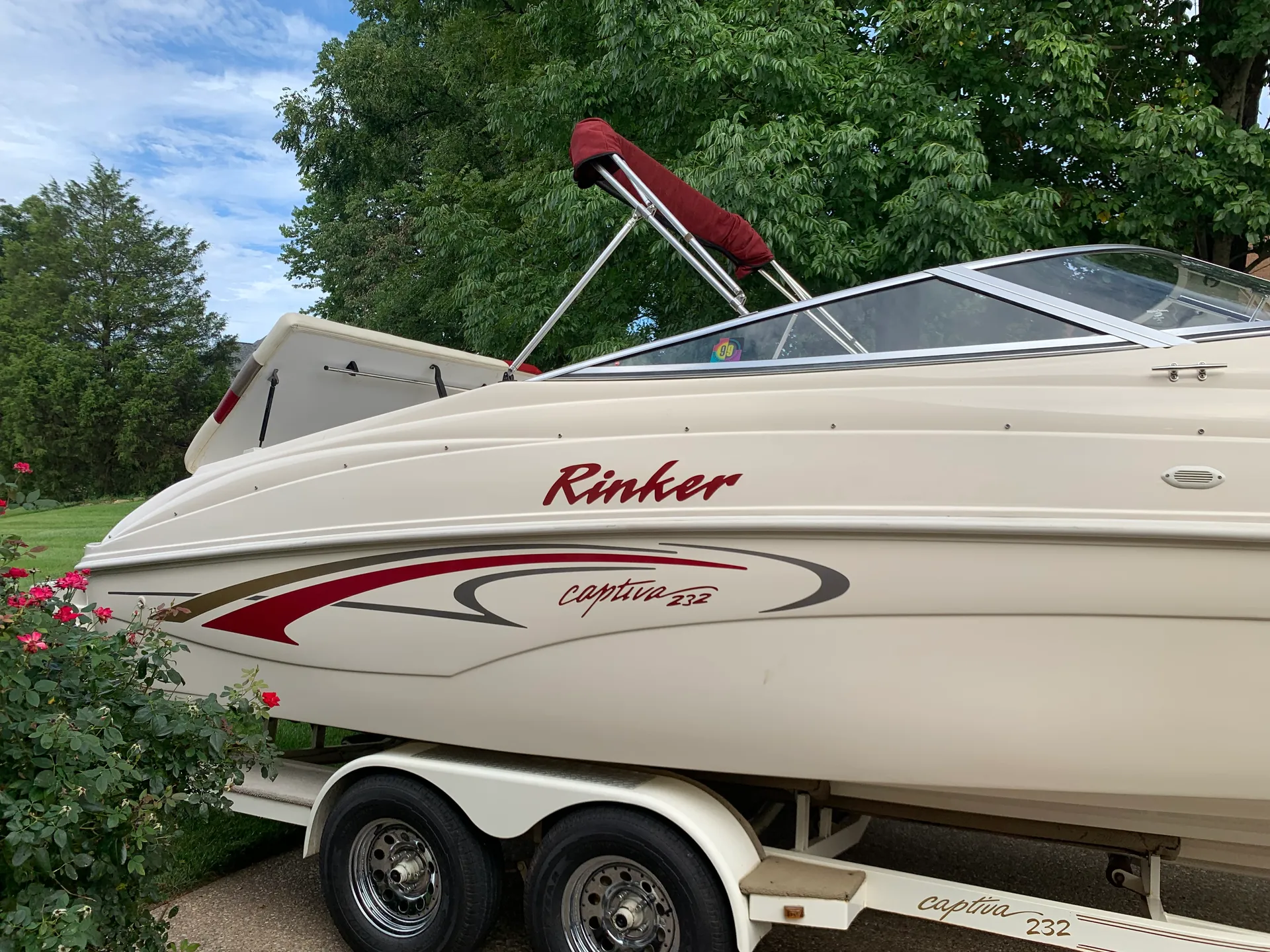 Rinker Boats 232 Captiva Bowrider in Crestwood, KY — photo 6