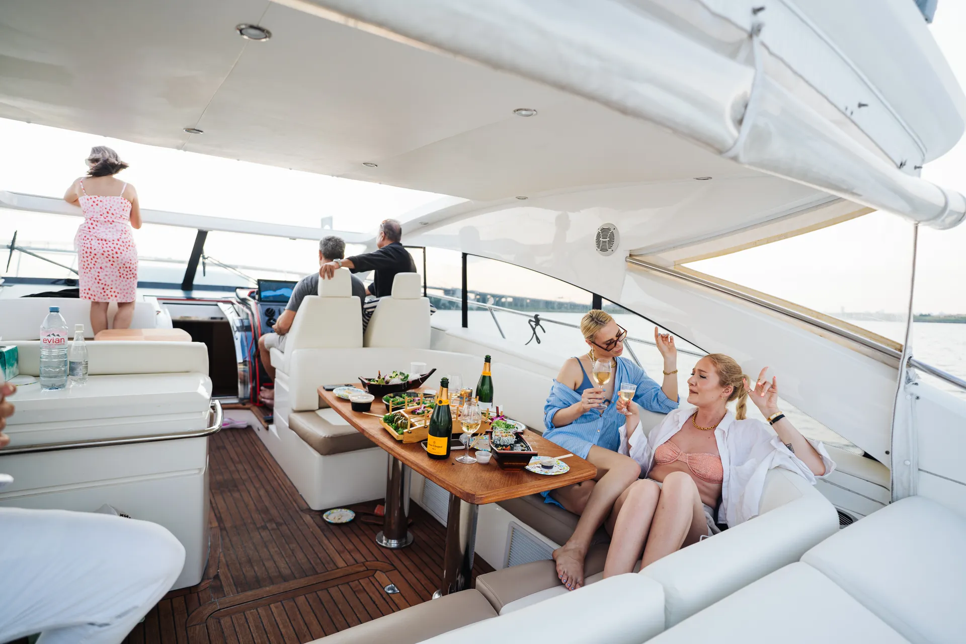 Princess 53 Sport Cruiser in Port Washington, NY — photo 4