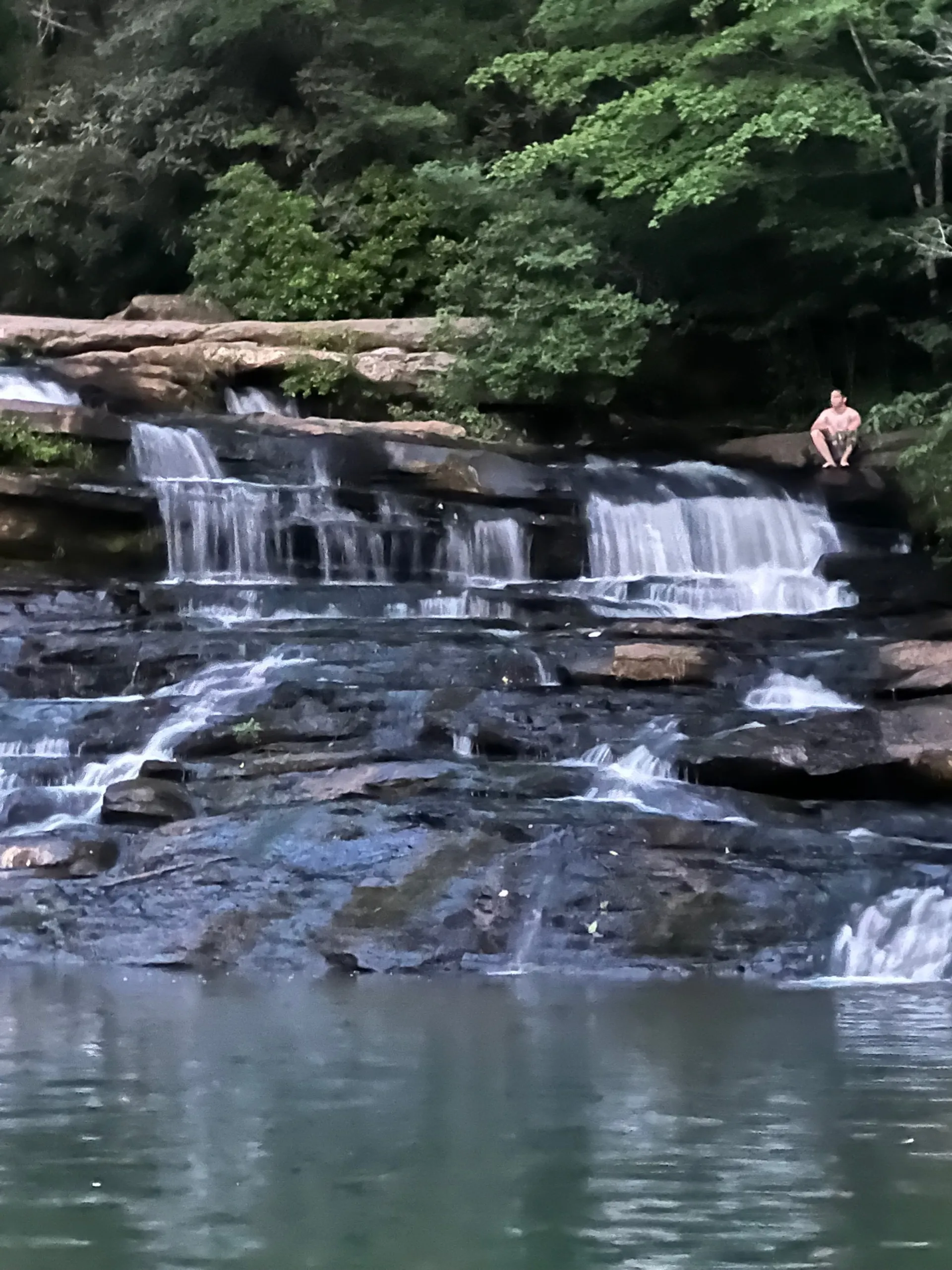 Lake Keowee 24ft (12 ppl) Pontoon w/ dock, bathrooms, beach , picnic 