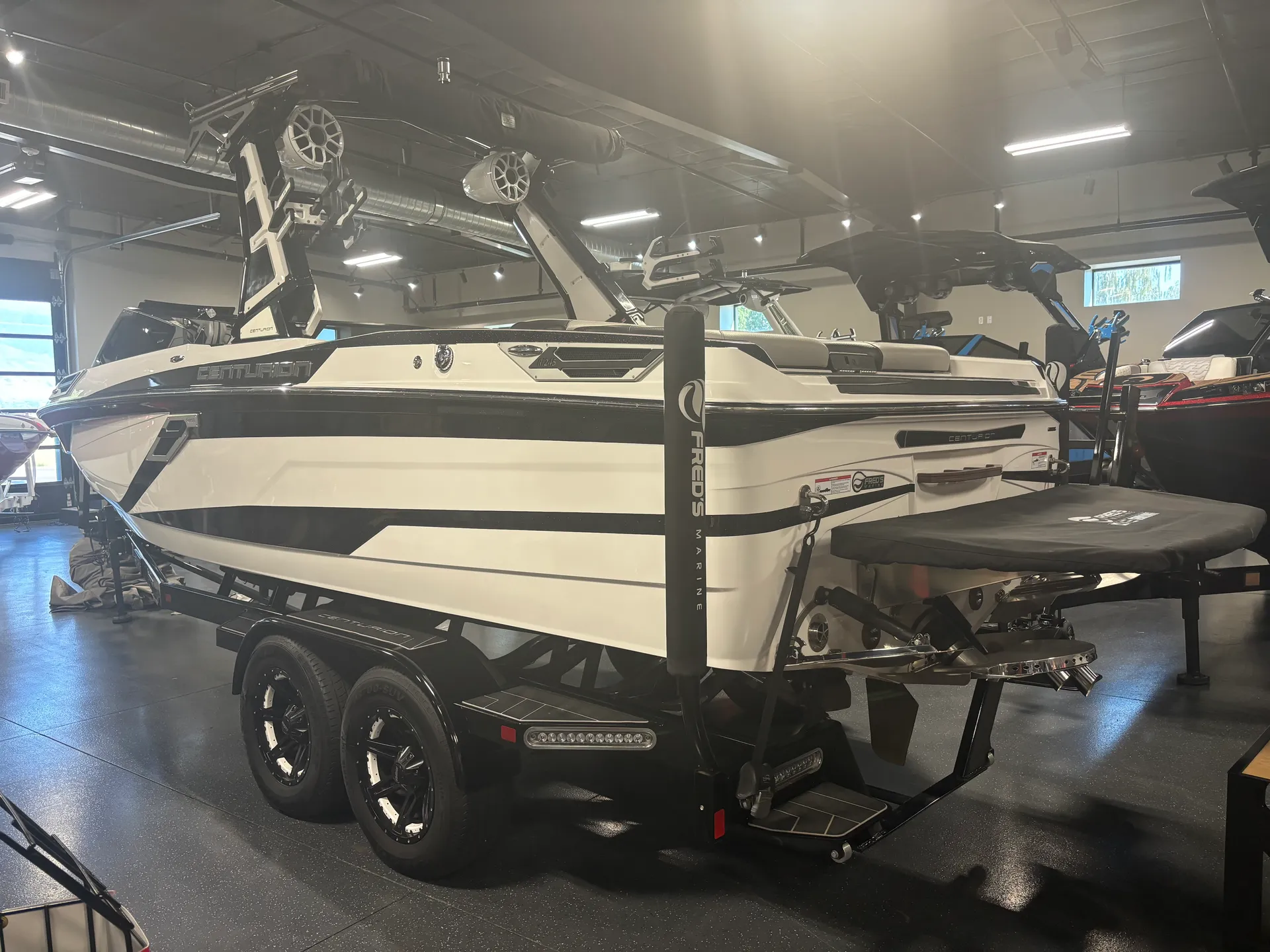 2023 Centurion Ri245 - Luxury Wake Surf Boat