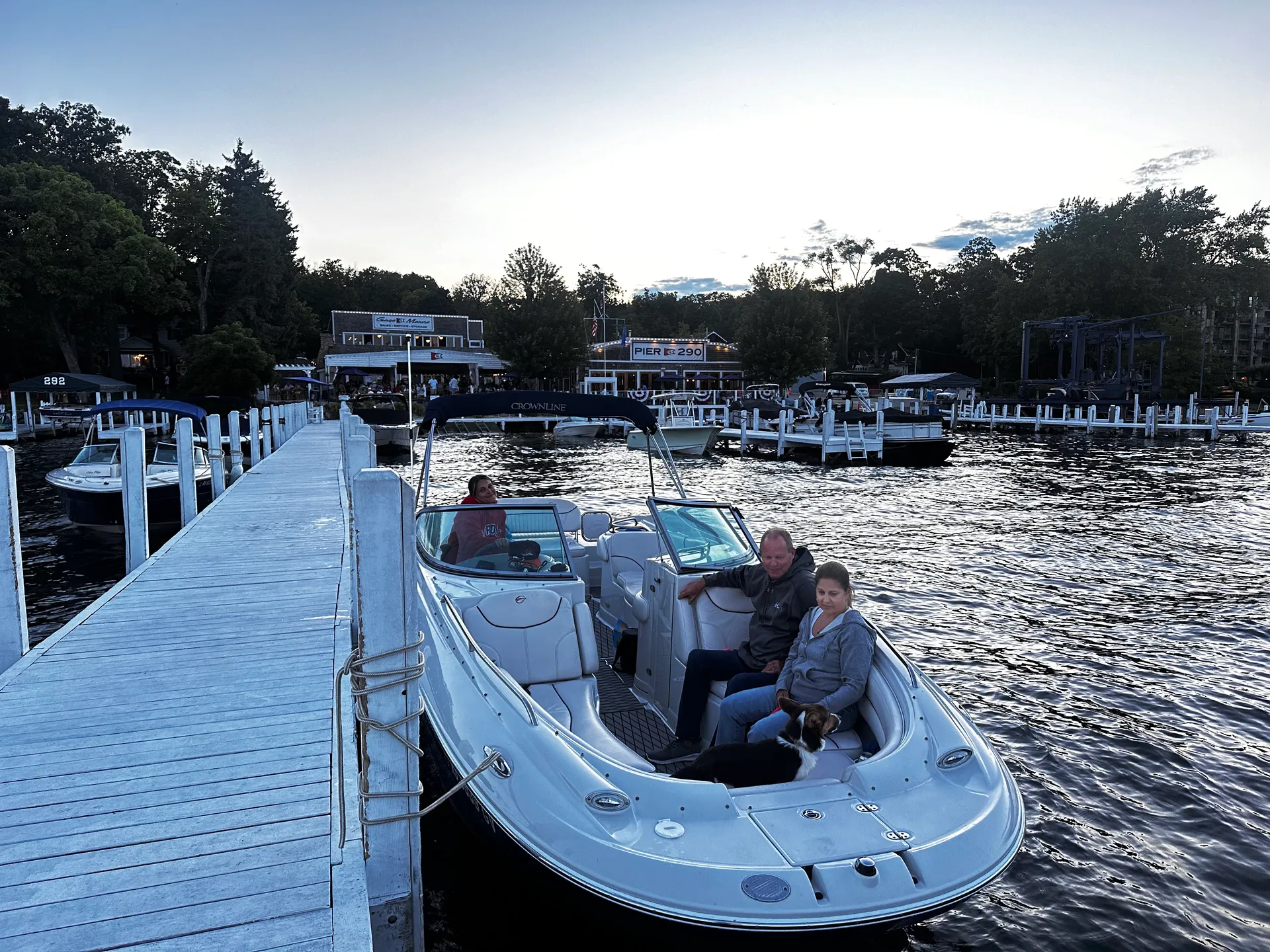 Full service boat charter on Geneva Lake