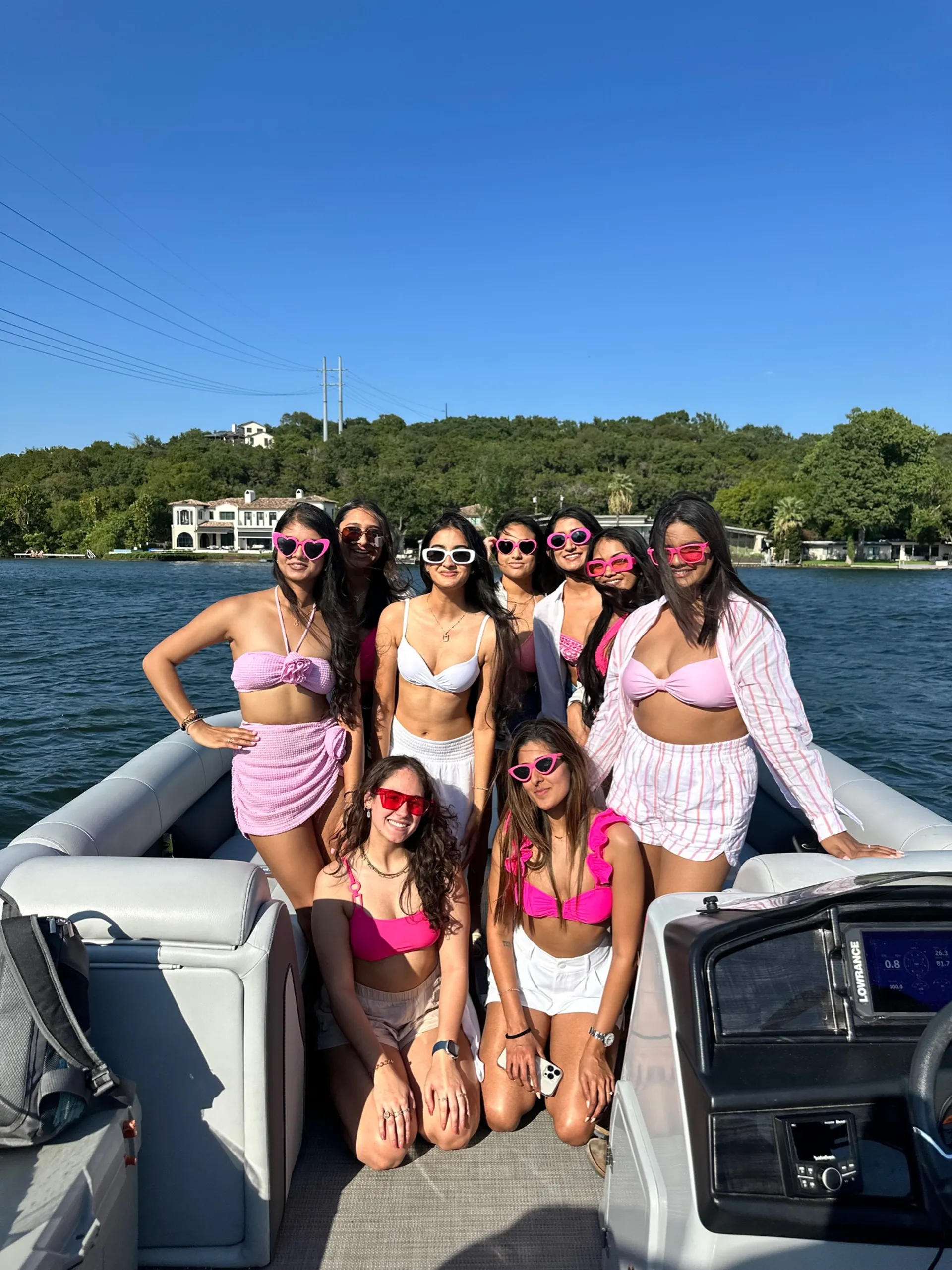 BEST BYOB PARTY BOAT. Free Lily Pad. Captained. On Lake Austin
