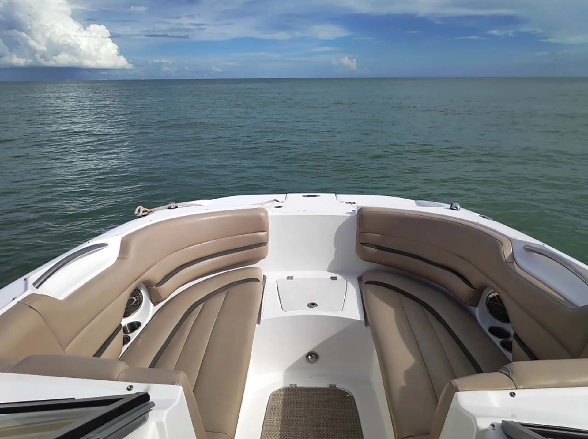 Hurricane Boats 2690 in Cape Coral, FL — photo 9