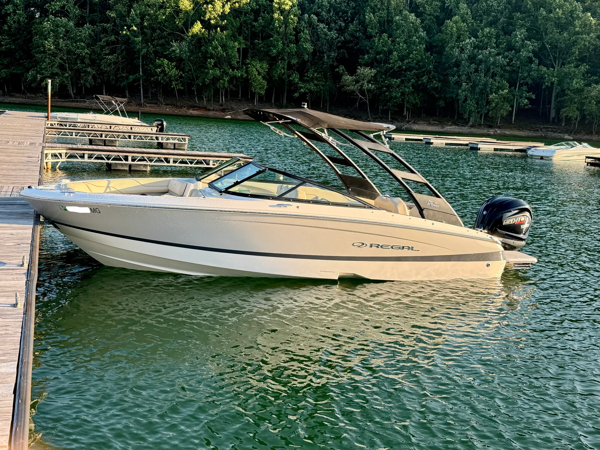 Luxury Regal  Boat on Lake Lanier