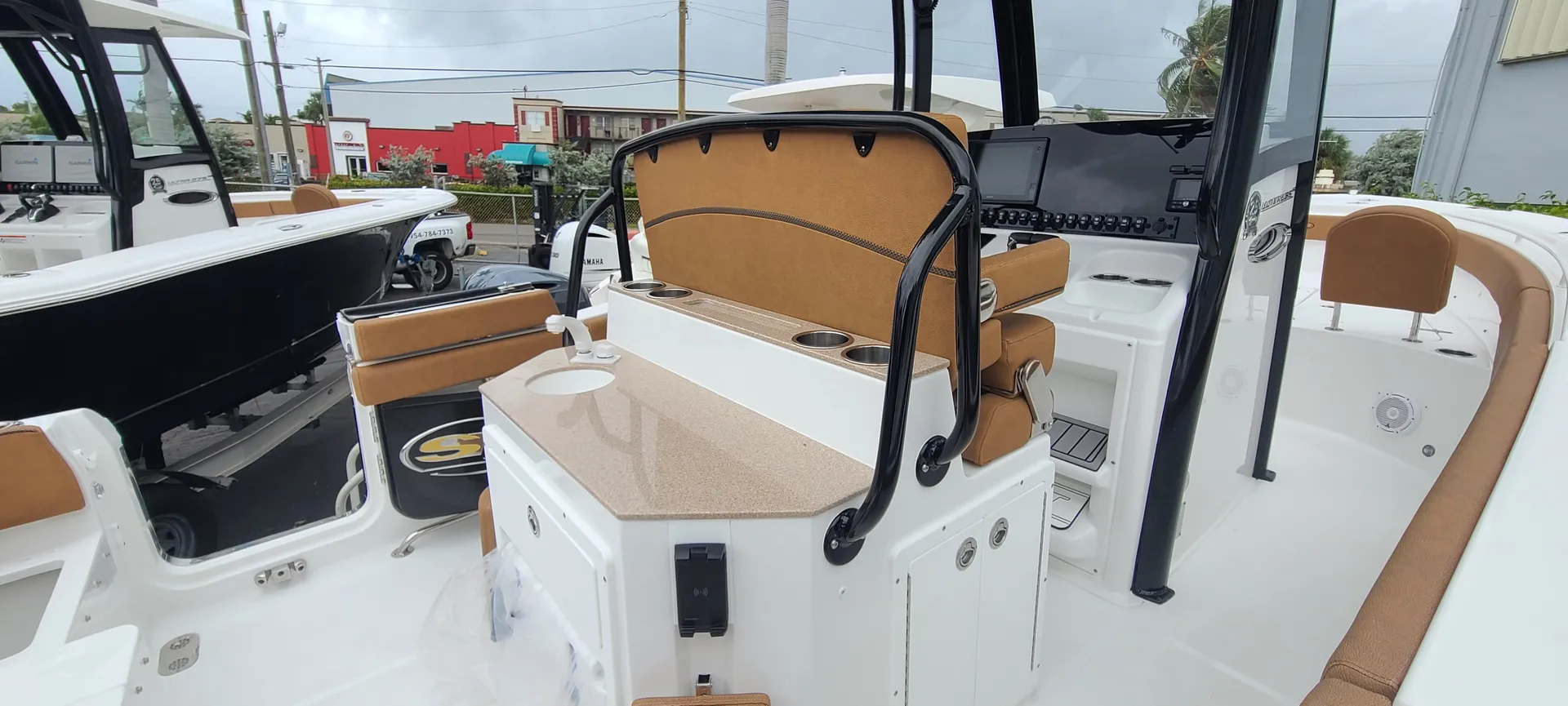 Yacht Like Luxury Minutes From Everything!