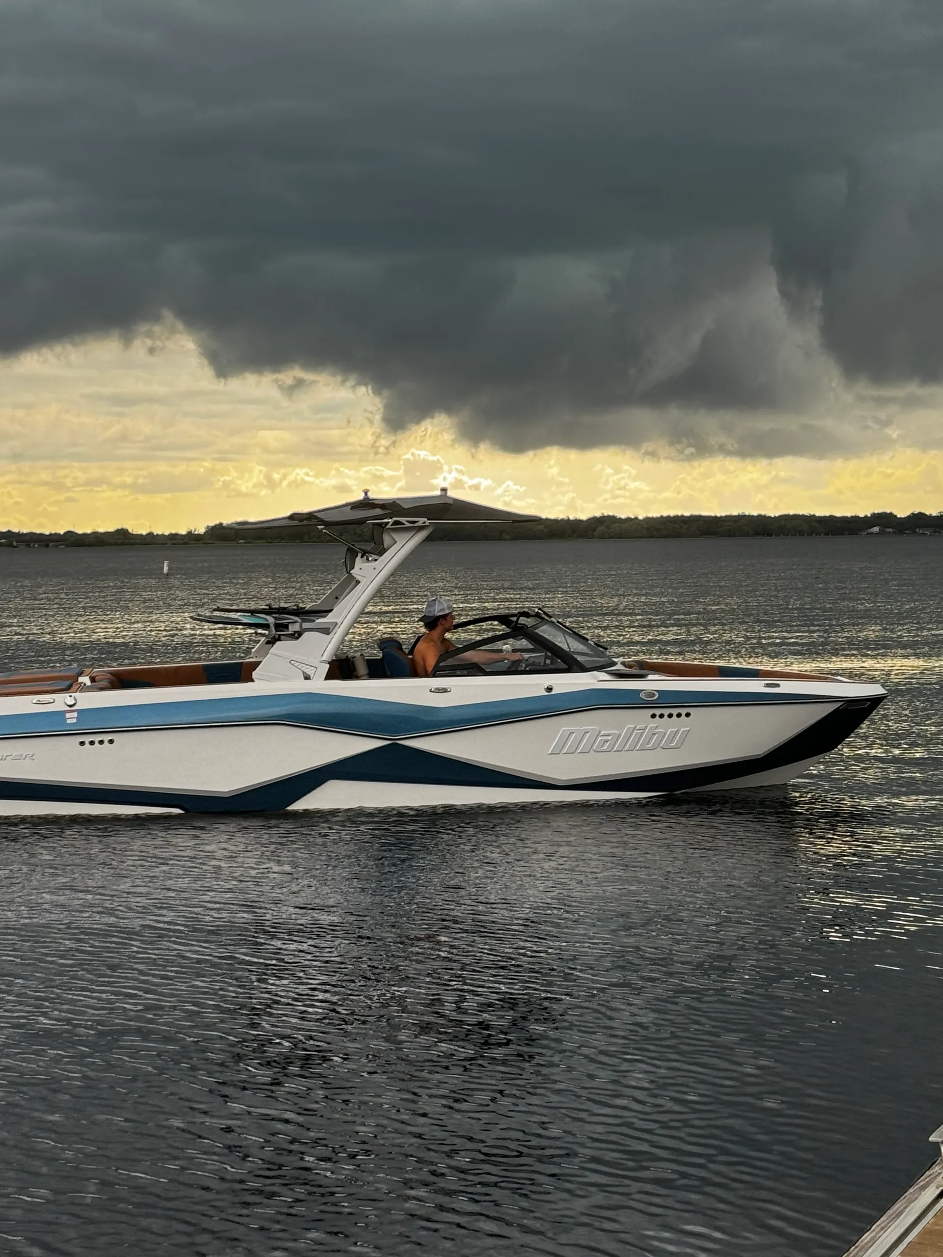 2023 Malibu 25LSV Wakeboat - Clermont Chain of Lakes