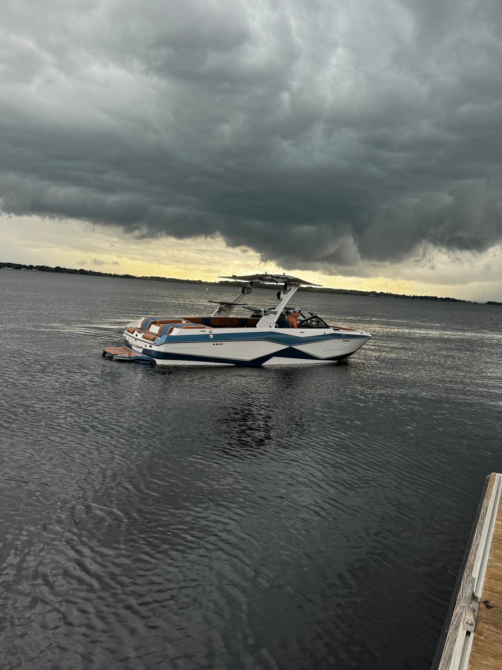 2023 Malibu 25LSV Wakeboat - Clermont Chain of Lakes