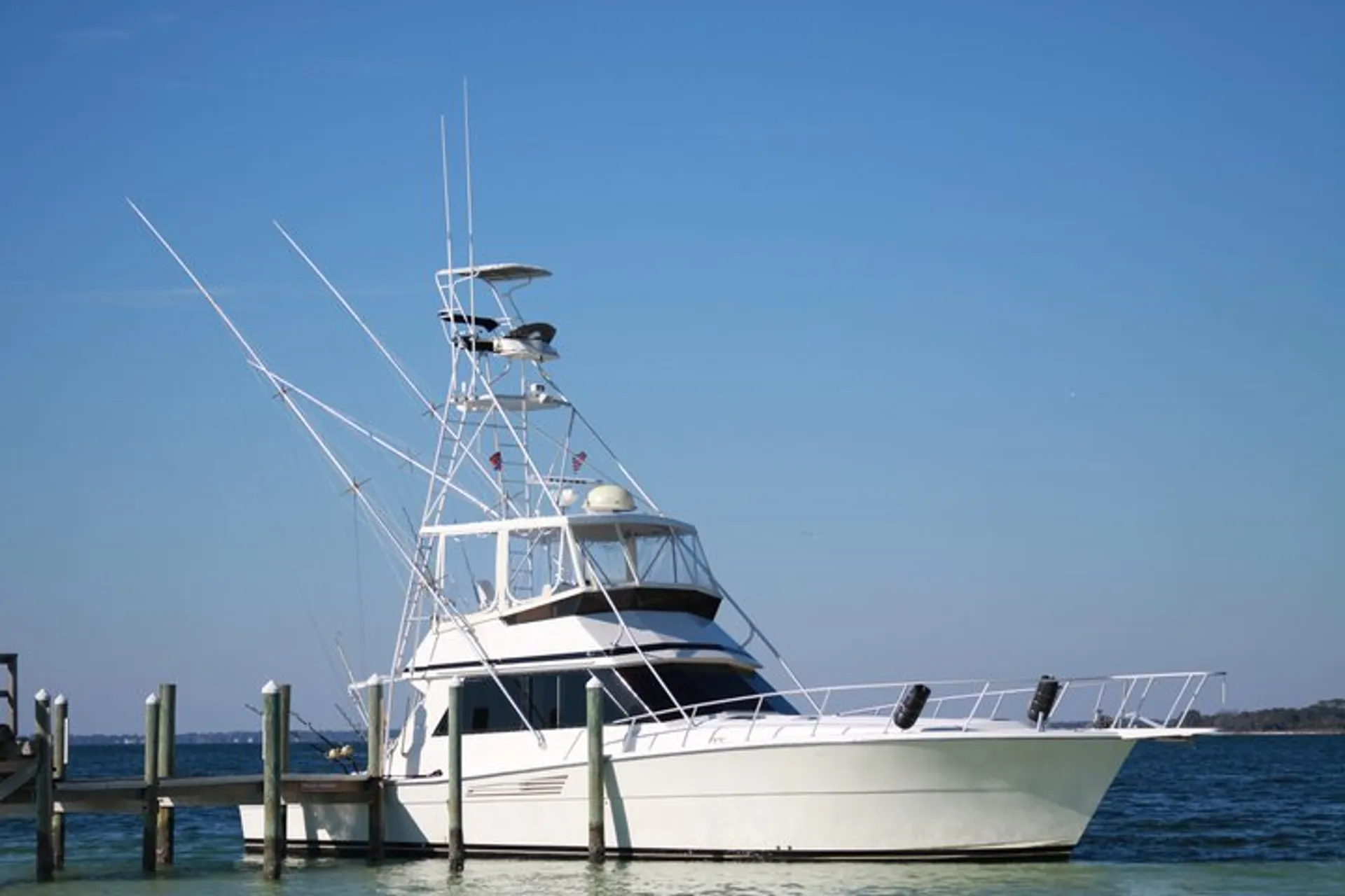 VIKING YACHT 47 CONVERTIBLE in Panama City Beach, FL — photo 2