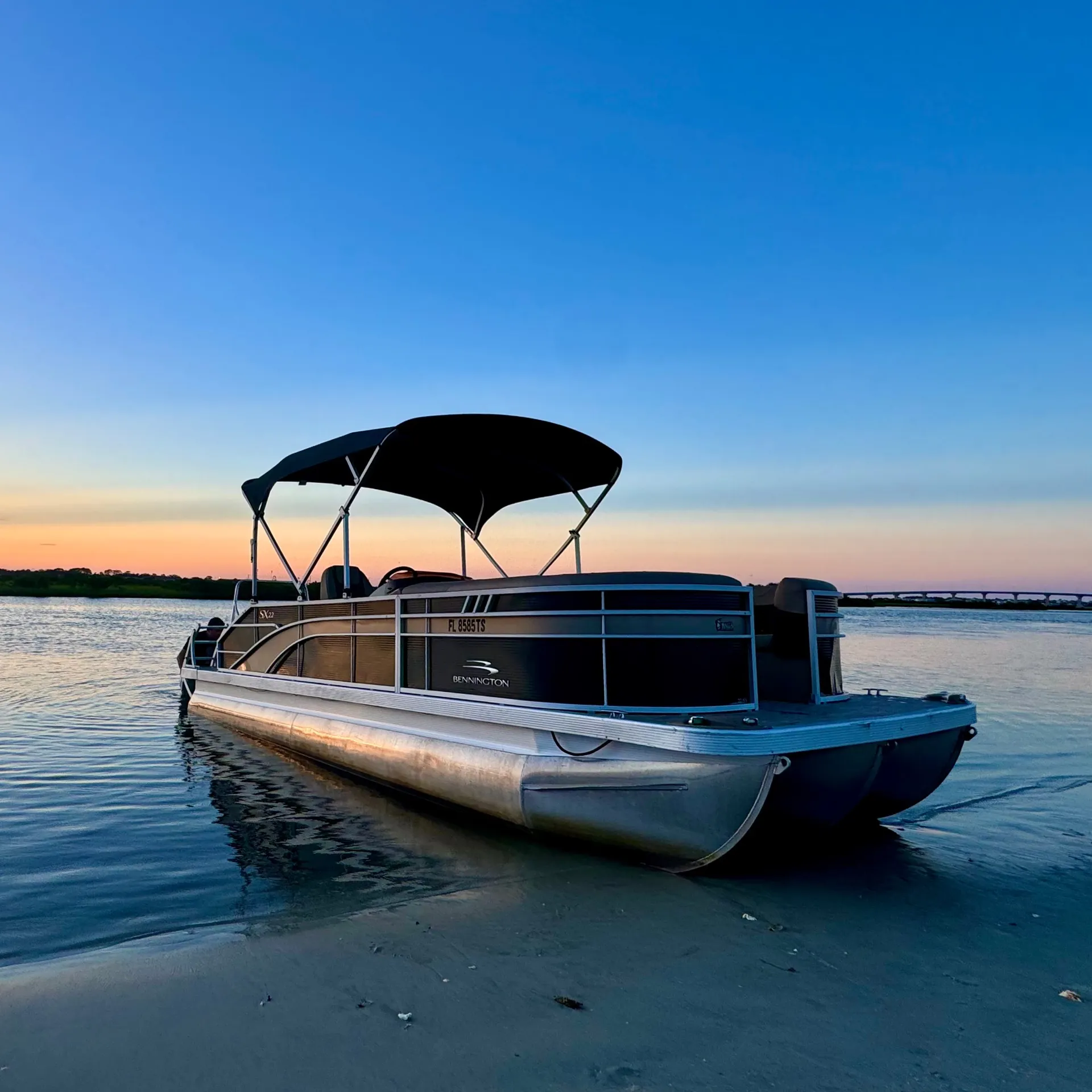 150hp Bennington Lounger For 12 w/ Spacious Platform Bed in the Back!