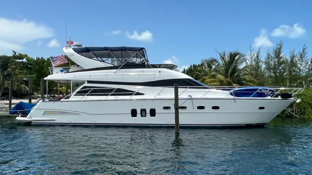 Rent a Neptunus motor yacht in Tampa, FL near me