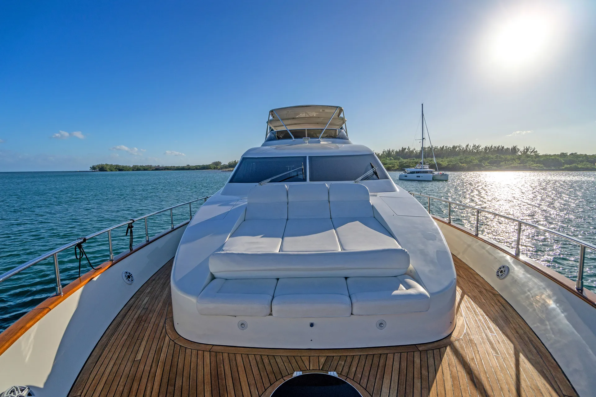 85' Luxury Ultimate Azimut , JACUZZI INCLUDED
