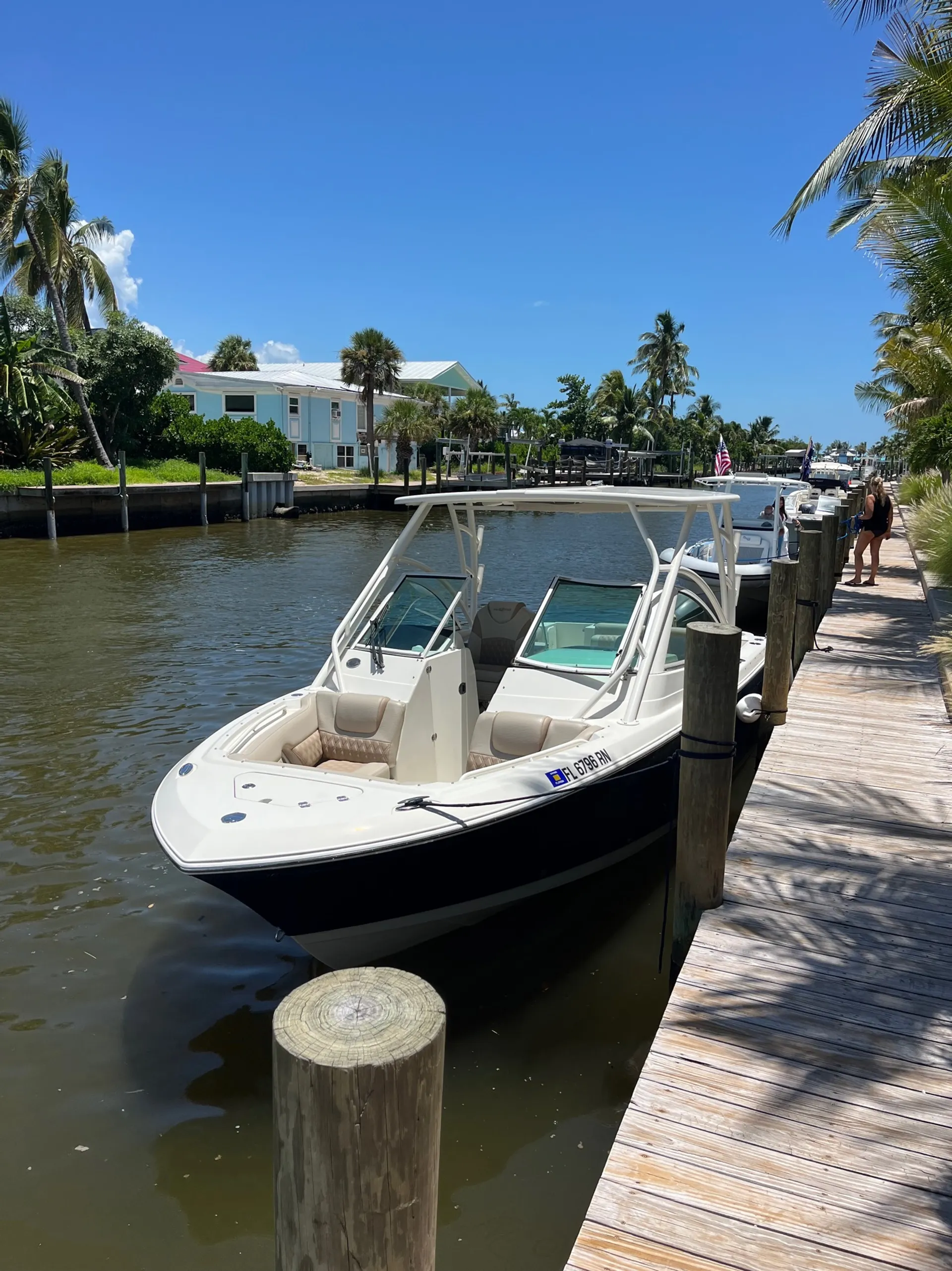 Luxury 26' Sailfish – Fishing, Island Hopping & Dolphin Tours in SW Fl