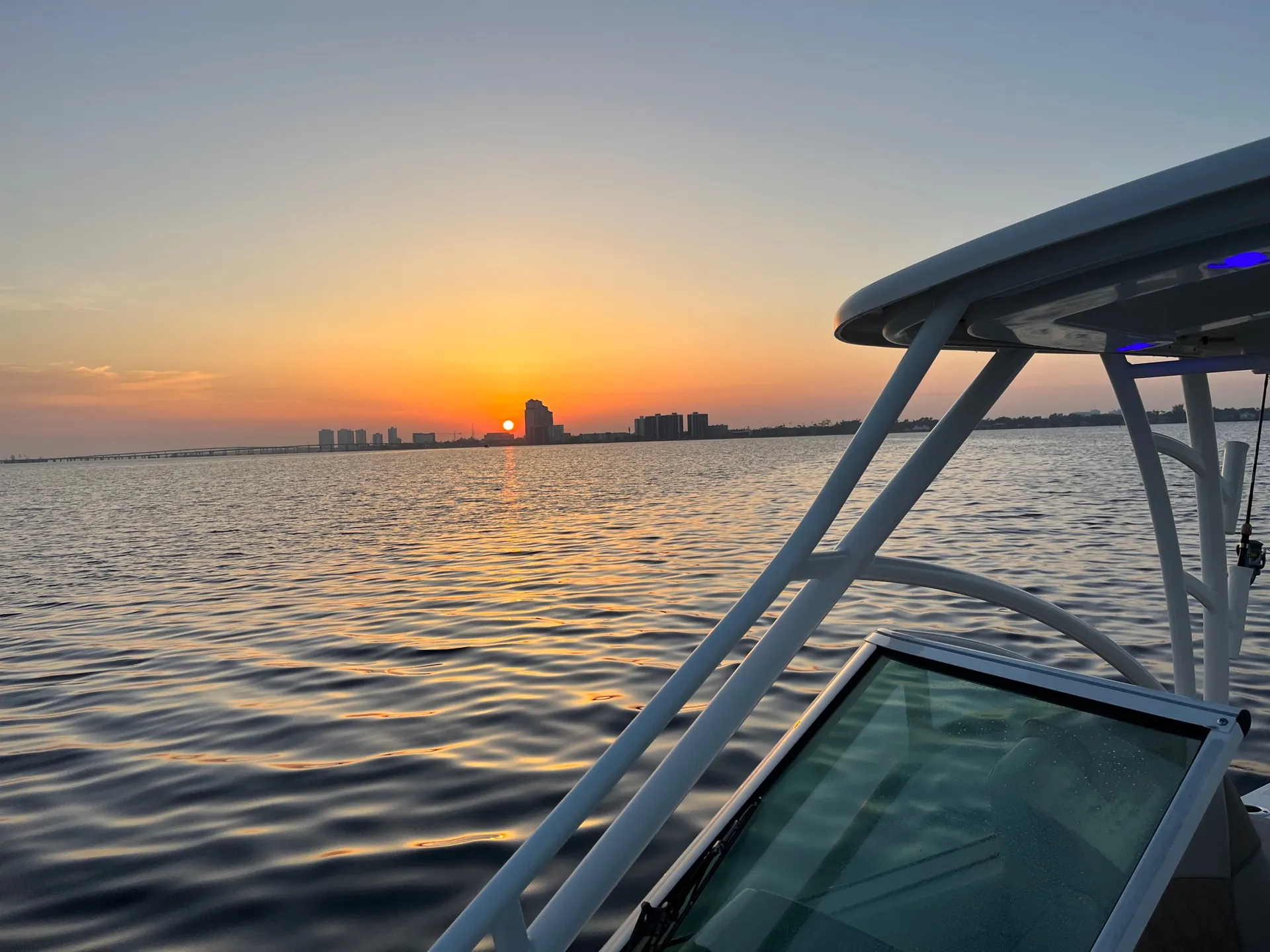 Luxury 26' Sailfish – Fishing, Island Hopping & Dolphin Tours in SW Fl