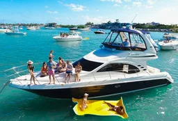 46' Flybridge Yacht - Ideal for 13 Guests, No Hidden Fees