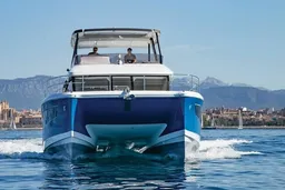 New 50 foot motor Cruiser. Offering day charters and overnights!