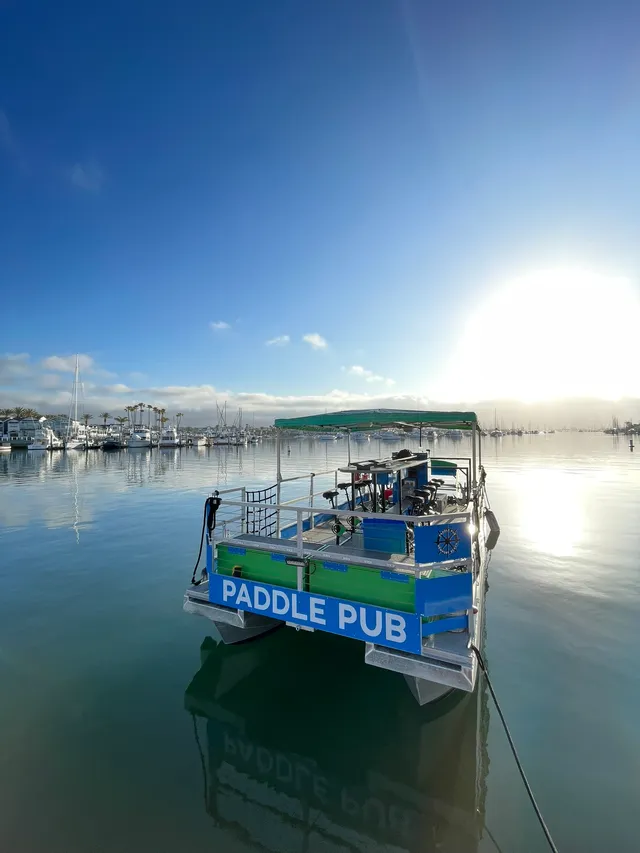 Rent a Cascade pontoon in Newport Beach, CA near me
