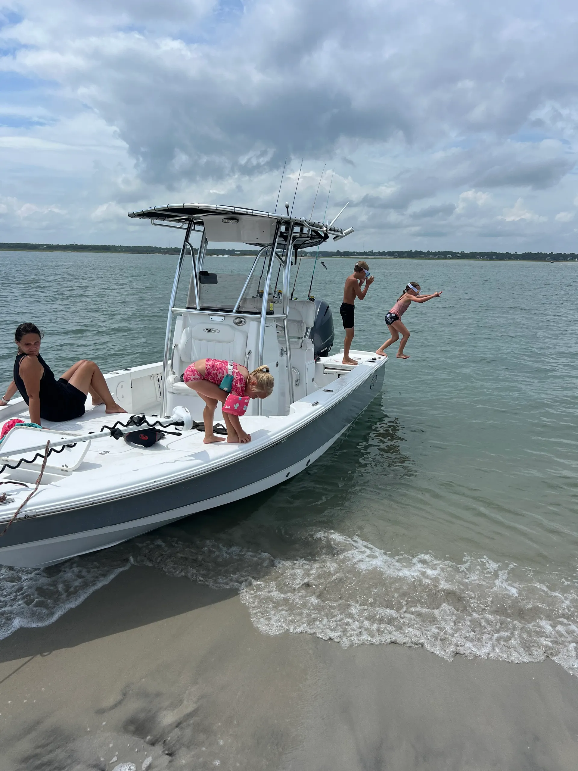 Pleasure Touring, Fishing, Dolphin sighting, etc!