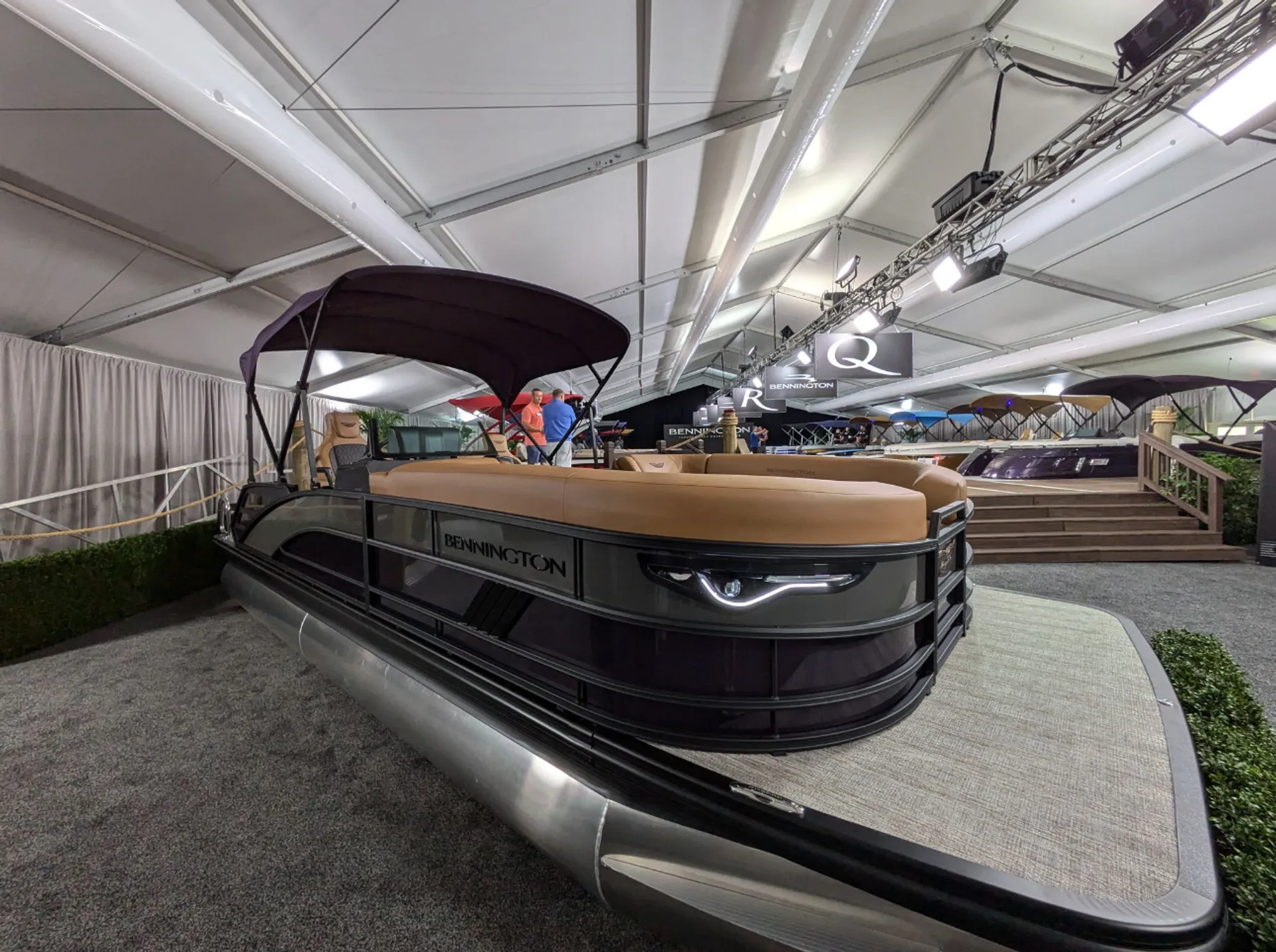 BENNINGTON MARINE 24 RTFBA in South Lake Tahoe, CA — photo 4