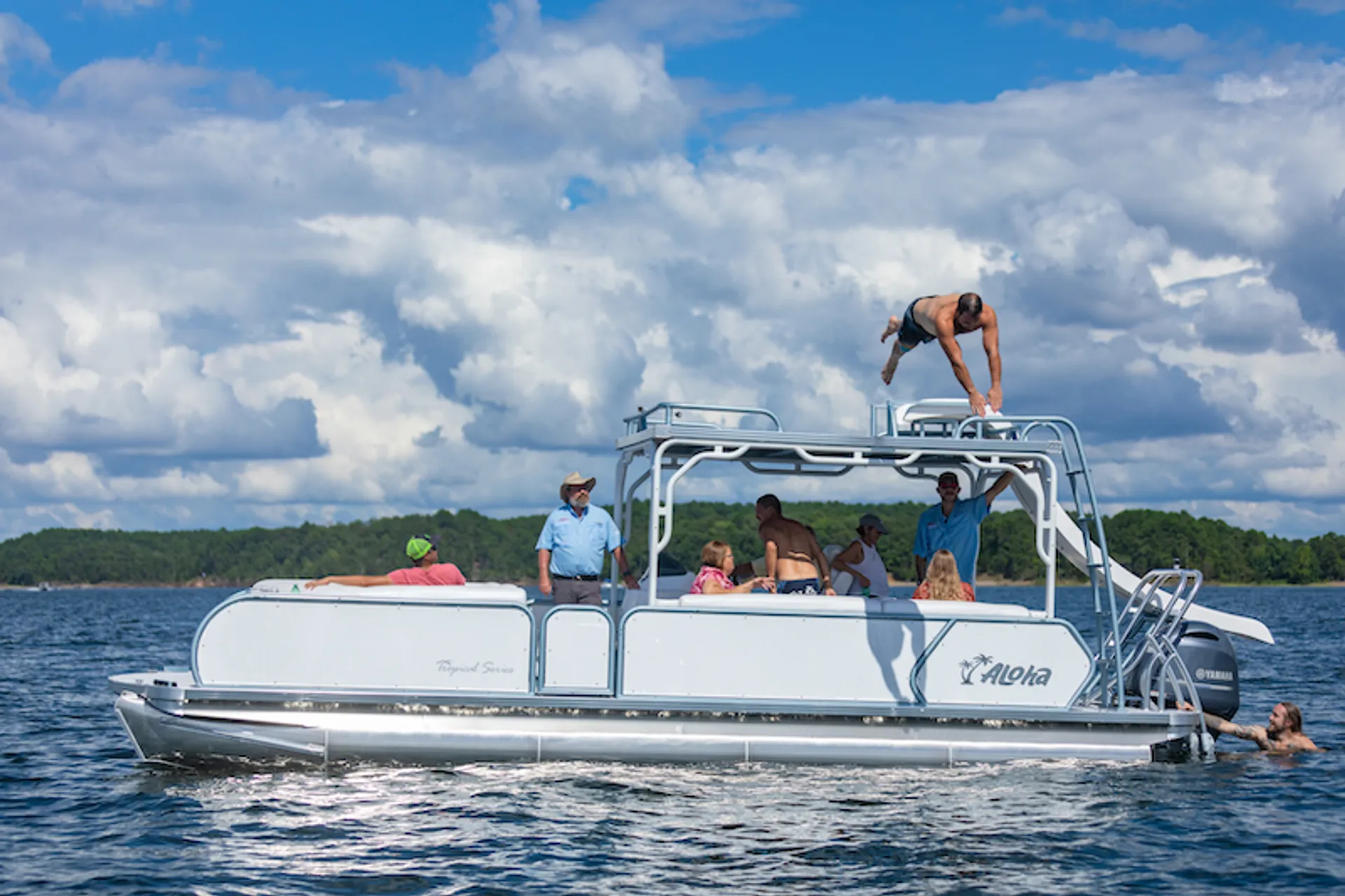 Our New  175 HP Aloha 26 Double Decker Pontoon - Kentucky!
