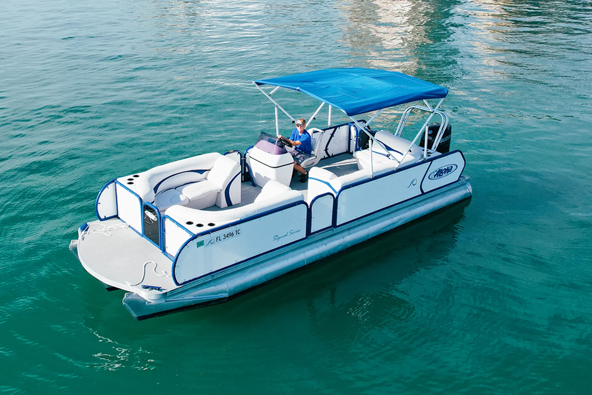 Aloha 22 Tritoon - Smooth Ride with your loved ones! Hurricane M