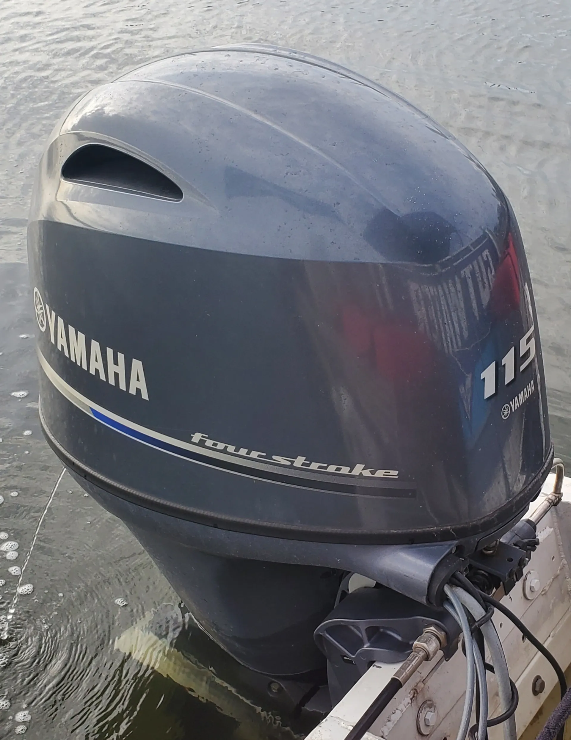 Cutwater Cruiser 28' Party Pontoon Boat!