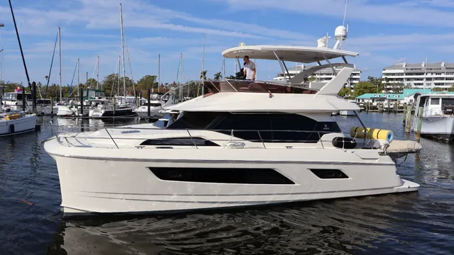 Rent a Aquila catamaran in Palmetto, FL near me