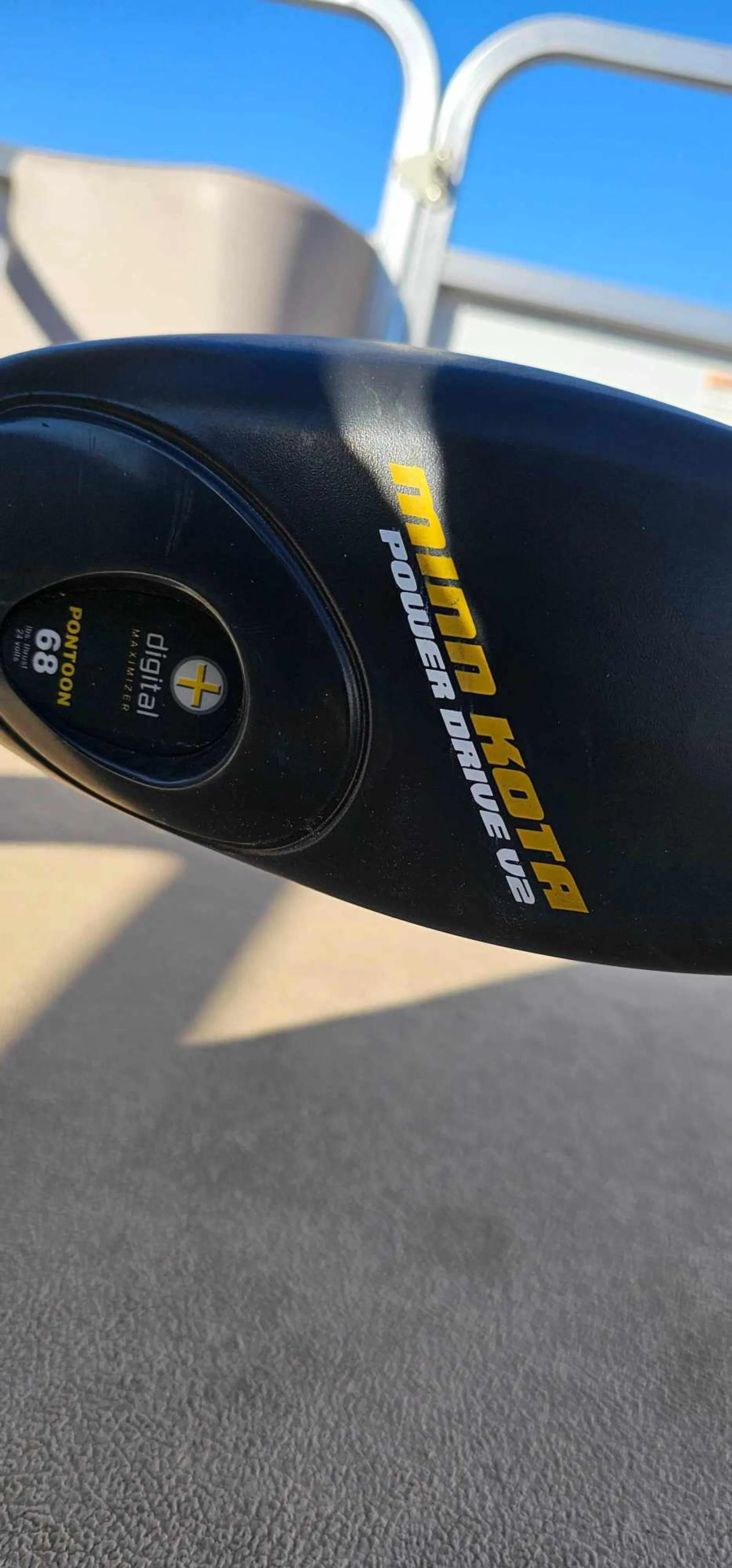 SYLVAN MARINE 8520 MIRAGE 4-POINT in Sandy, UT — photo 8