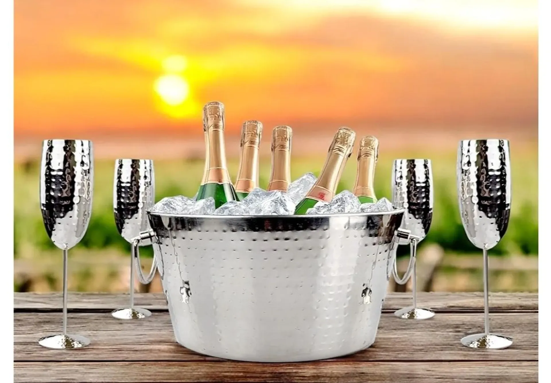 Sandbar or Sunset Cruise on this 27 foot cabin cruiser