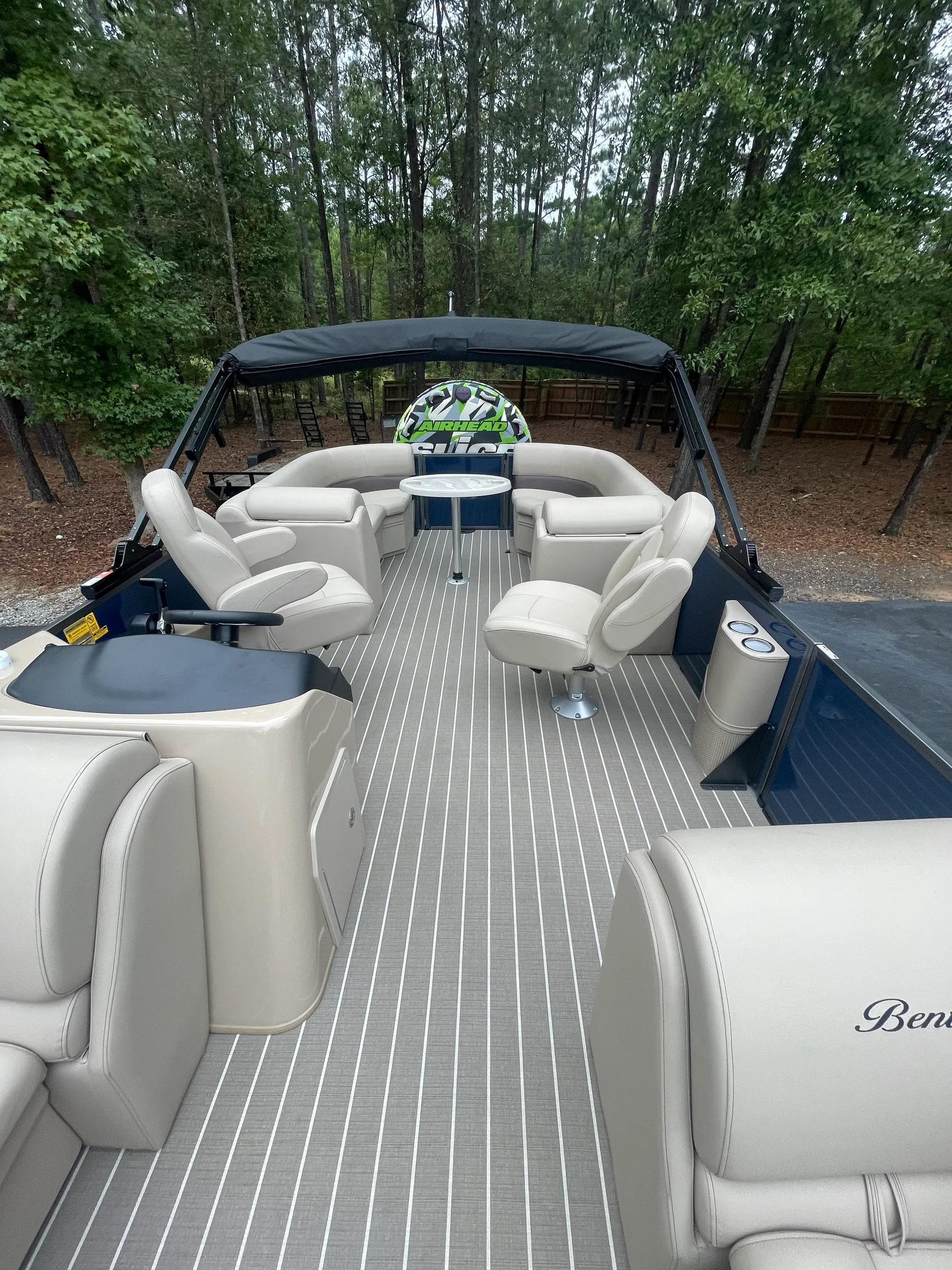 2024 Bentley Legacy Navigator 24' Lake Jackson from Reasor's Landing