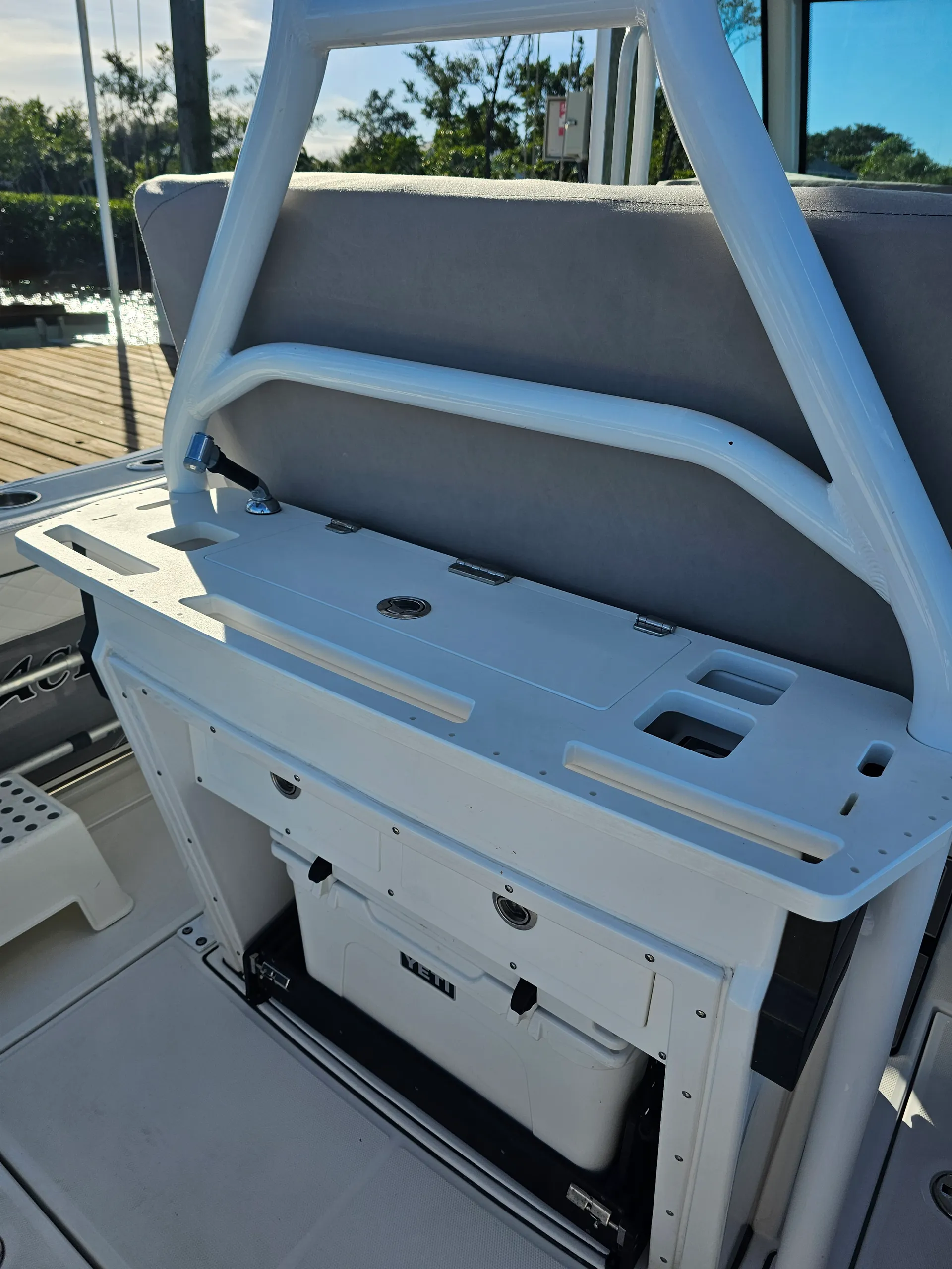 BLACKFIN YACHTS 272CC in Port Salerno, FL — photo 3