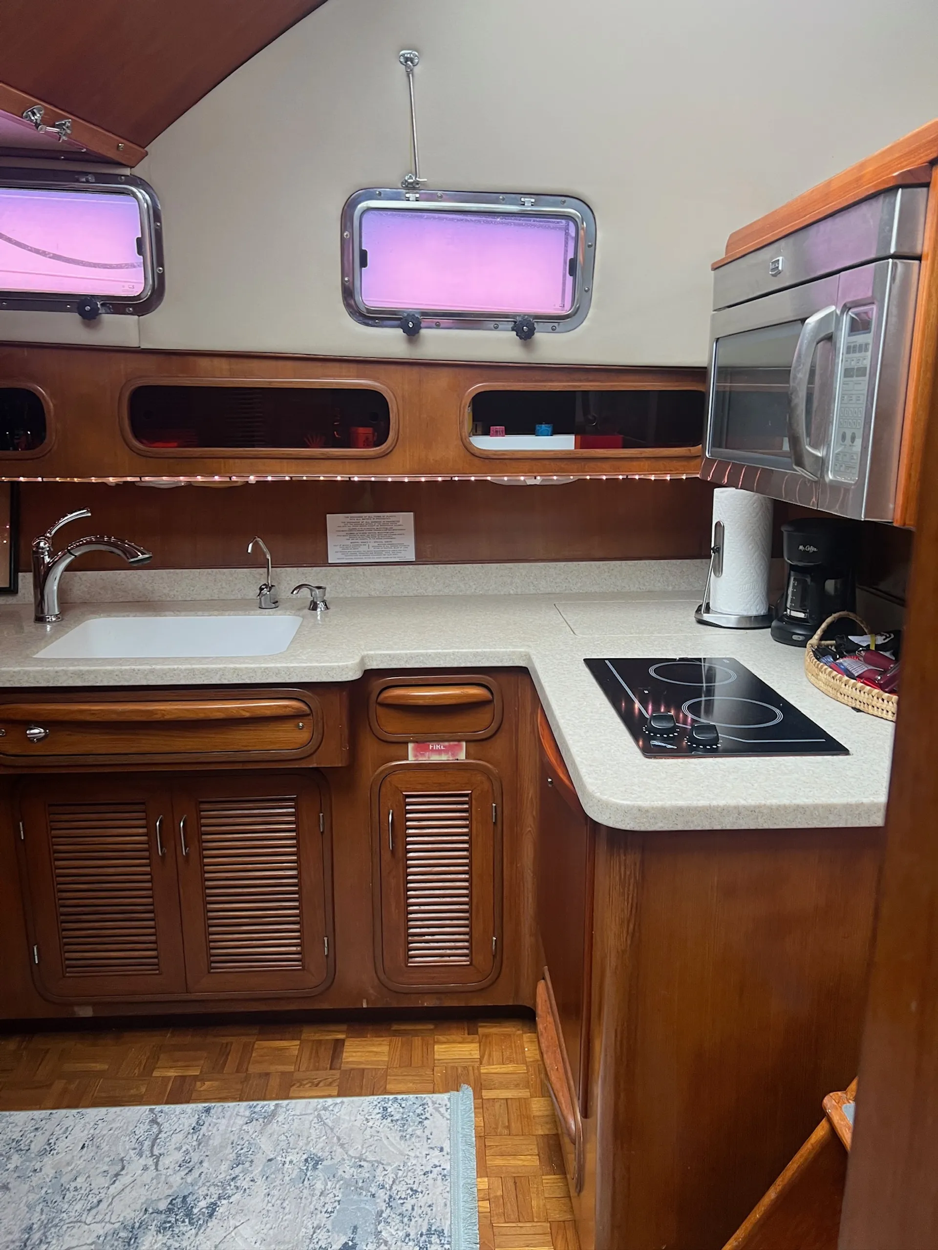 60' Classic Luxury Yacht in Galveston!