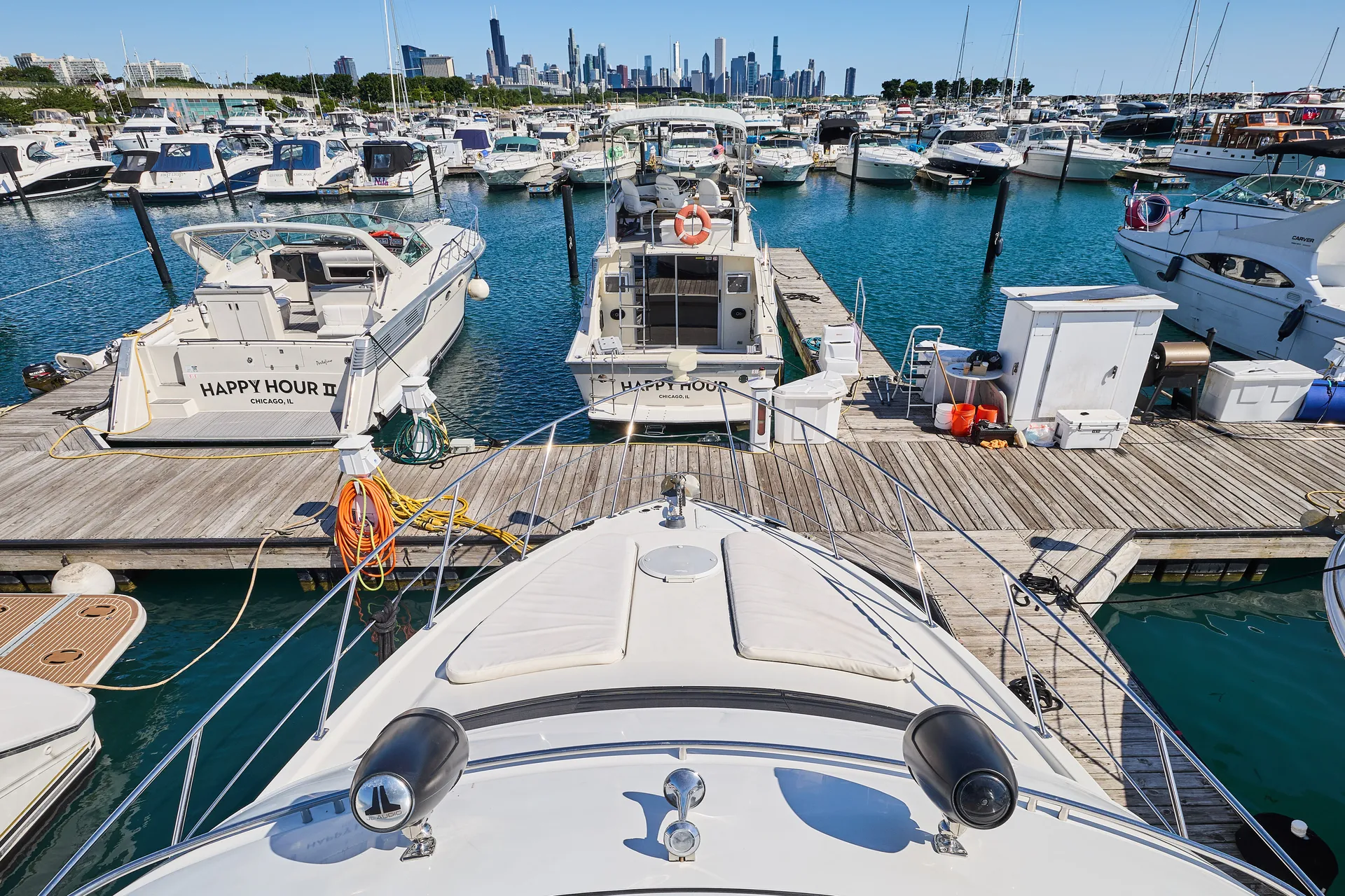 Multi Level 47' Carver Yacht in Chicago, IL - MPY