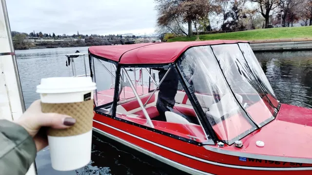 Rent a Thunder Jet Boats runabout in Wenatchee, WA near me