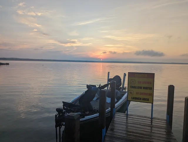 Rent a Stratos Boats bass boat in Kewadin, MI near me