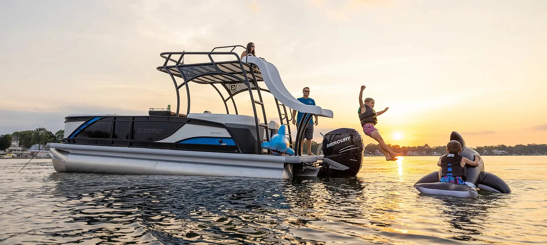 Godfrey Monaco Sundeck w/ Slide - 200HP- Kimberling