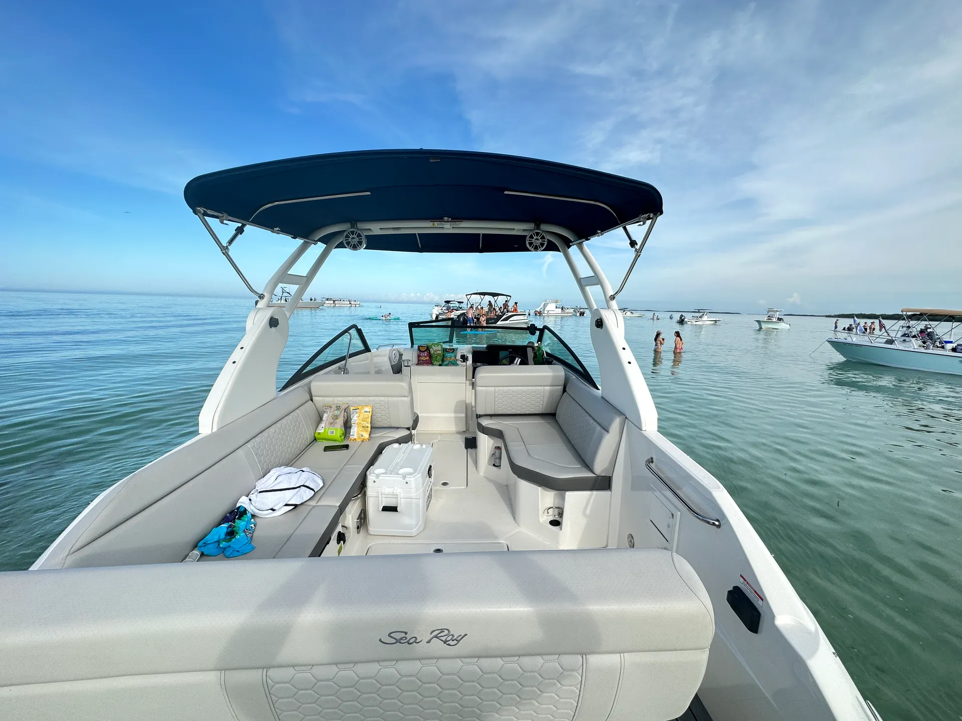 Private Luxury Sandbar Charter | Sea Ray 250 | Salty SandBars Key West