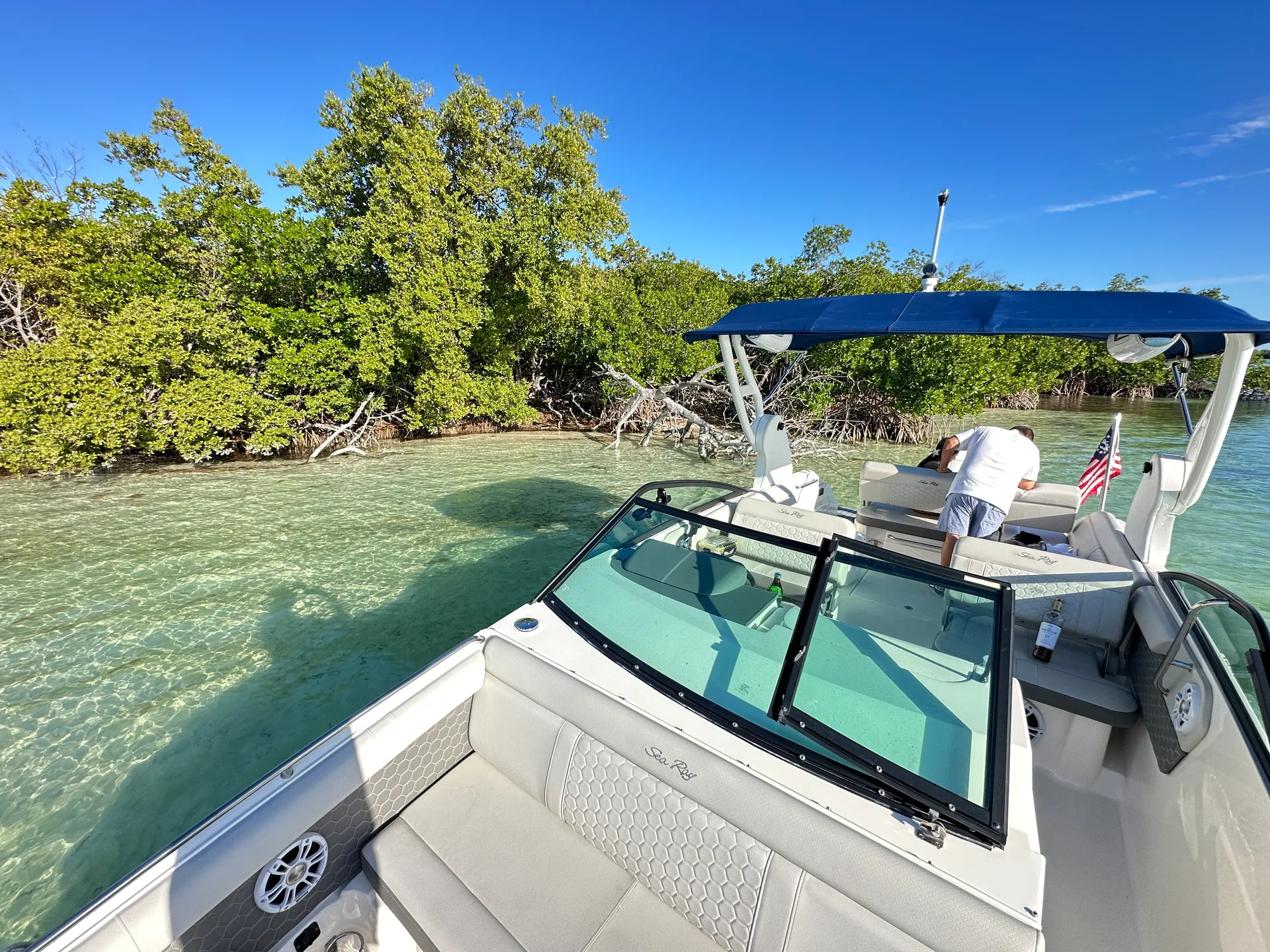 Private Luxury Sandbar Charter | Sea Ray 250 | Salty SandBars Key West
