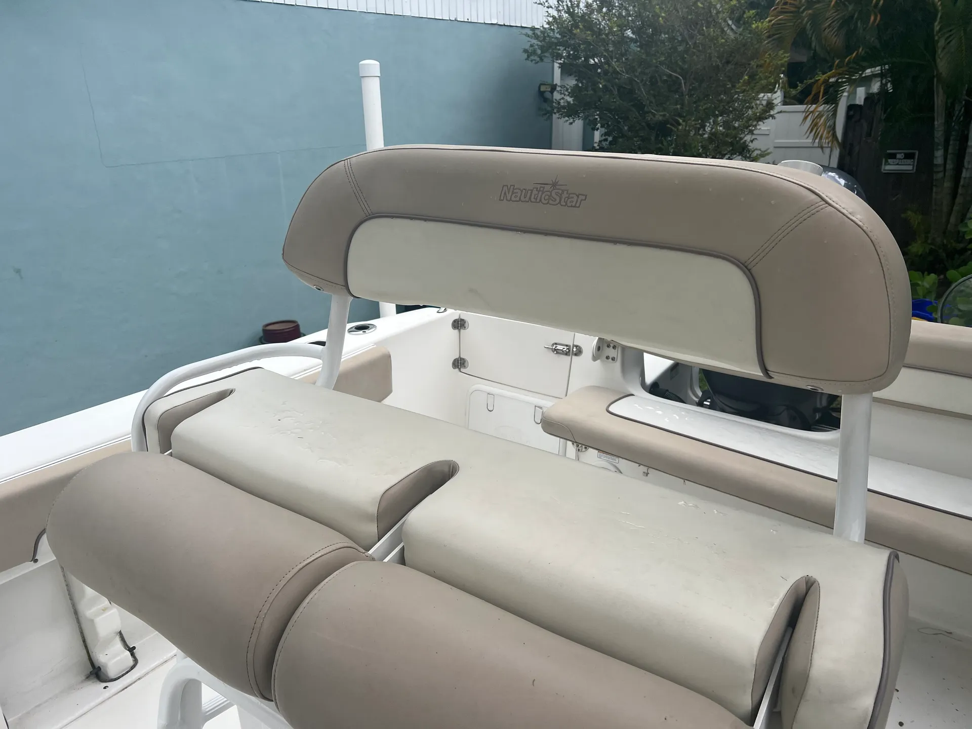 NAUTICSTAR BOATS 2200XS in Pompano Beach, FL — photo 6