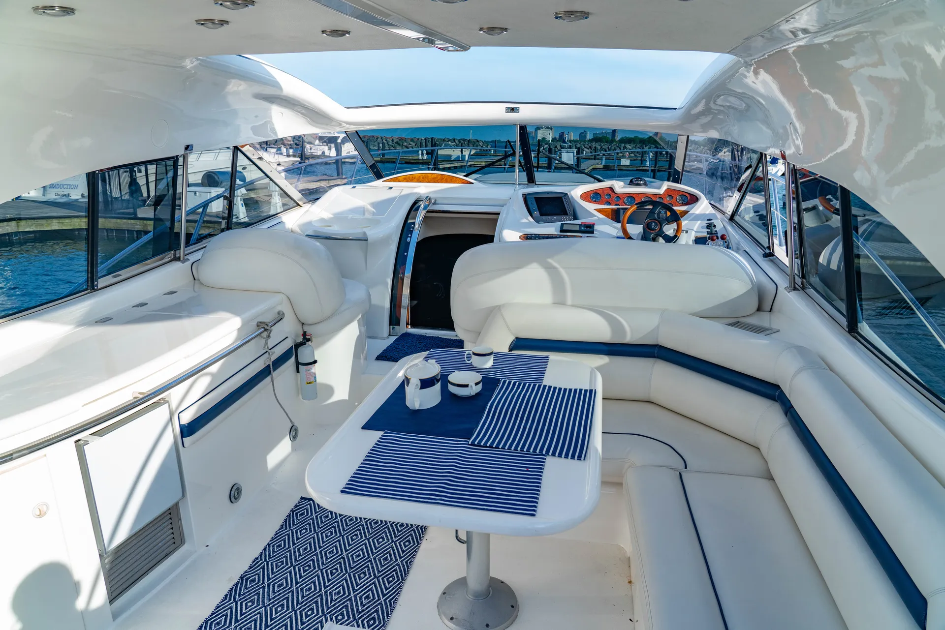 Sunseeker Predator in Chicago, IL — photo 8