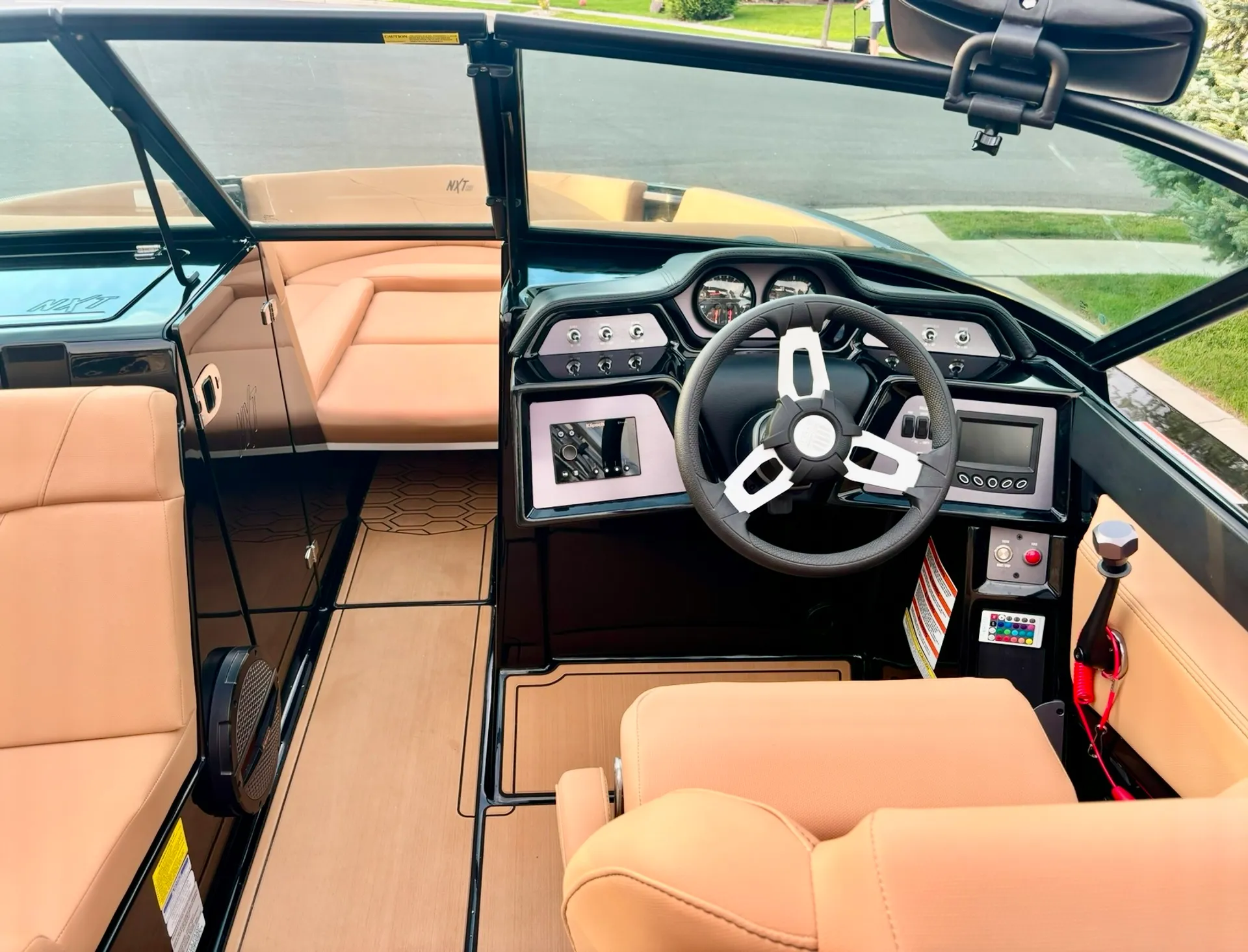 Rent the 2023 Mastercraft NXT23: Elevate Your Water Adventure!